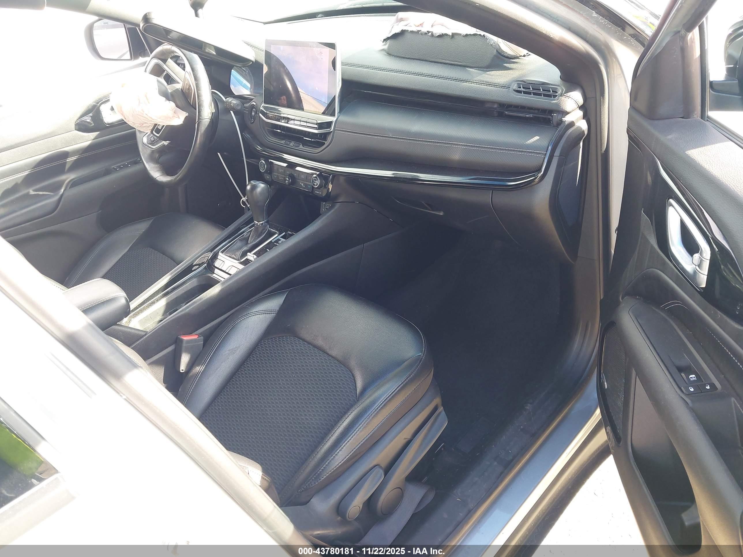 JEEP COMPASS image 5