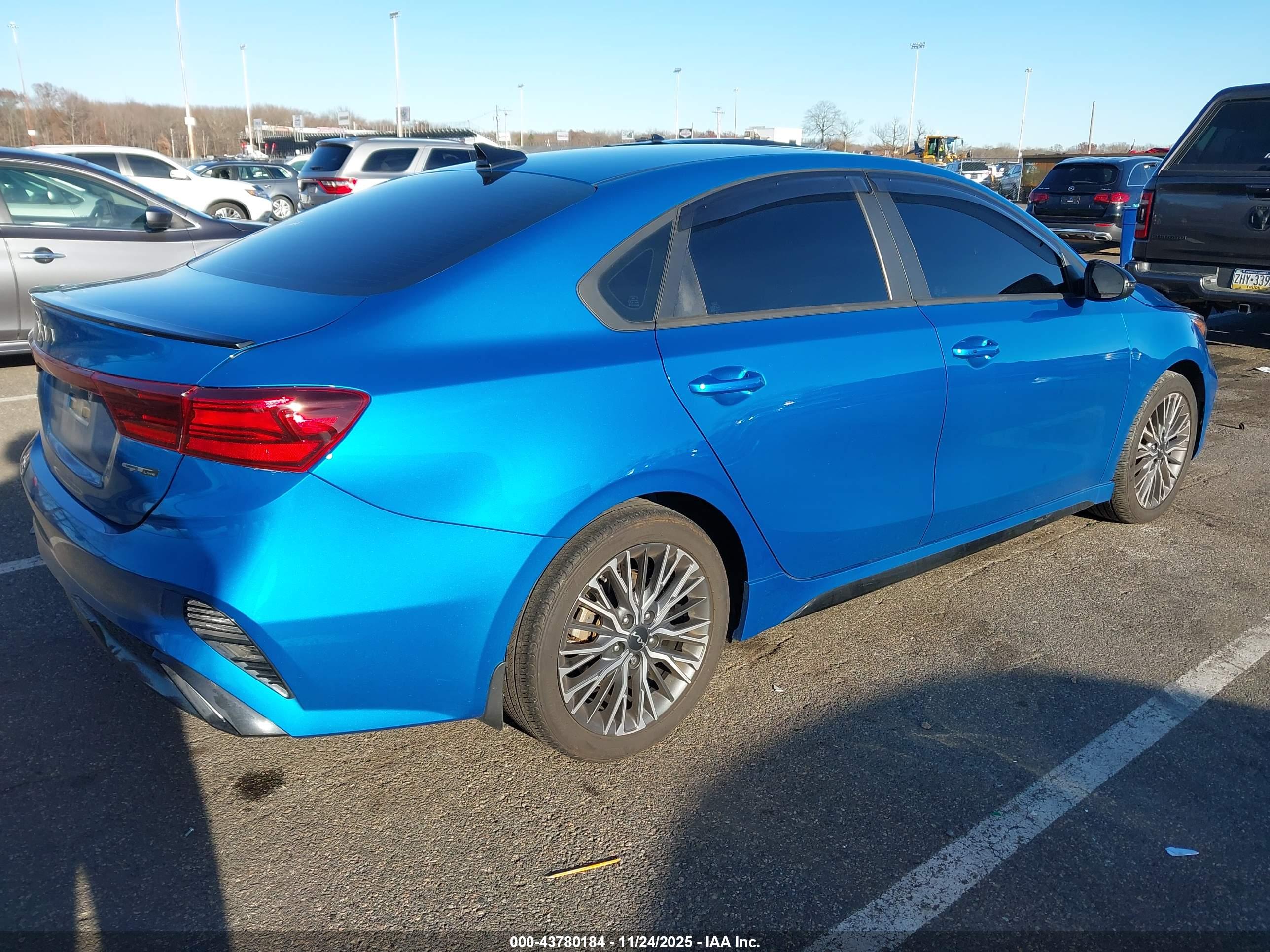 KIA FORTE image 4