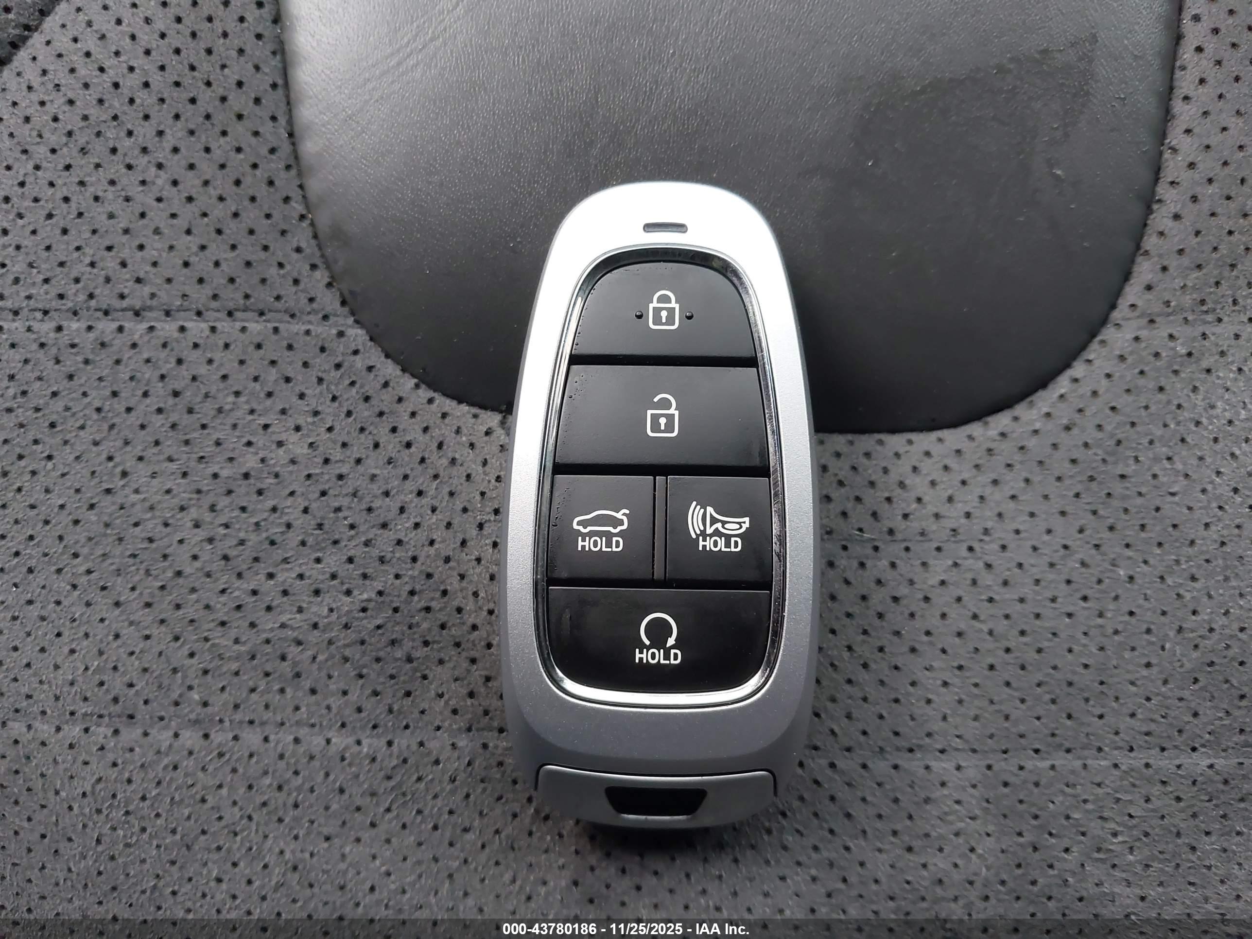 HYUNDAI SONATA image 11