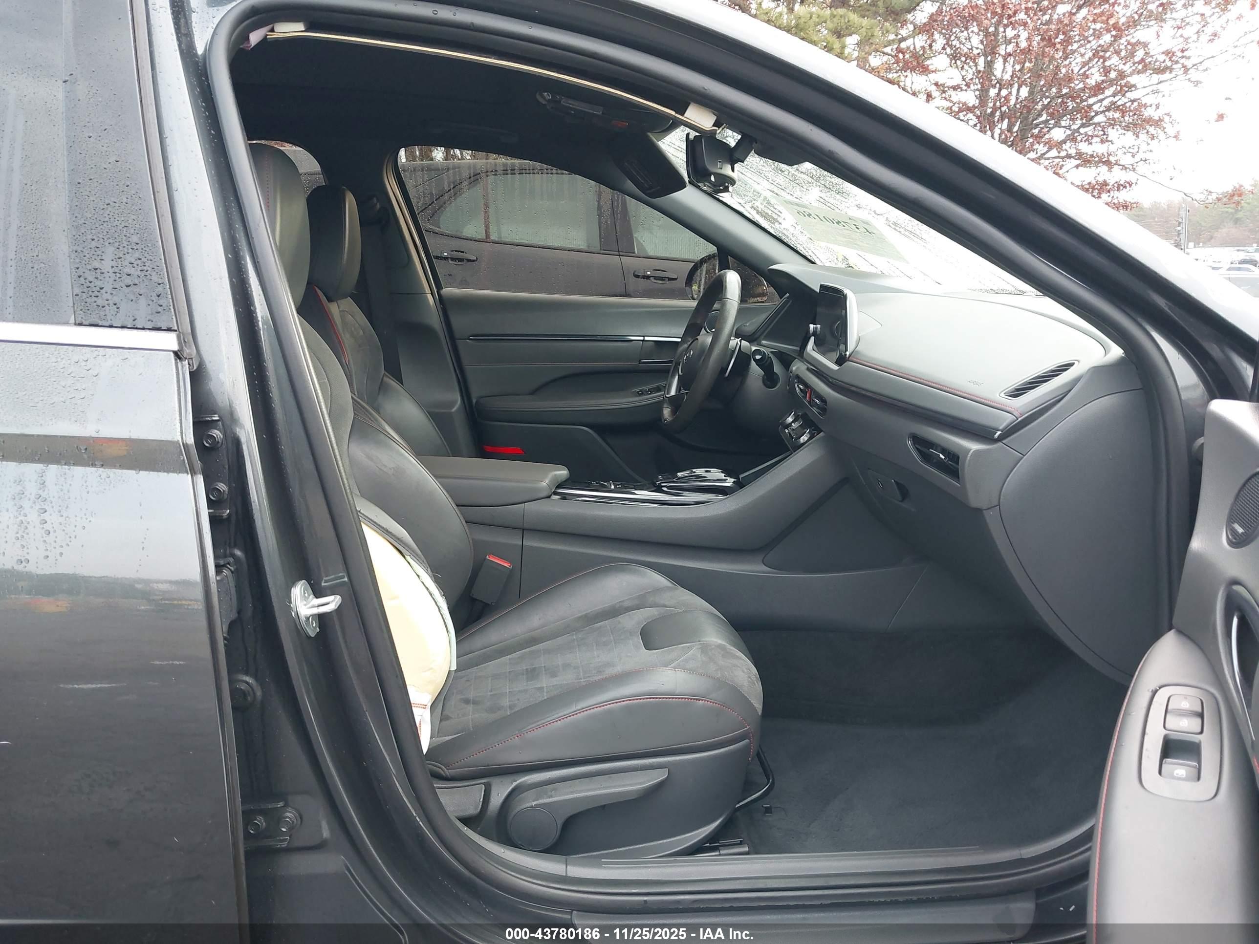 HYUNDAI SONATA image 5
