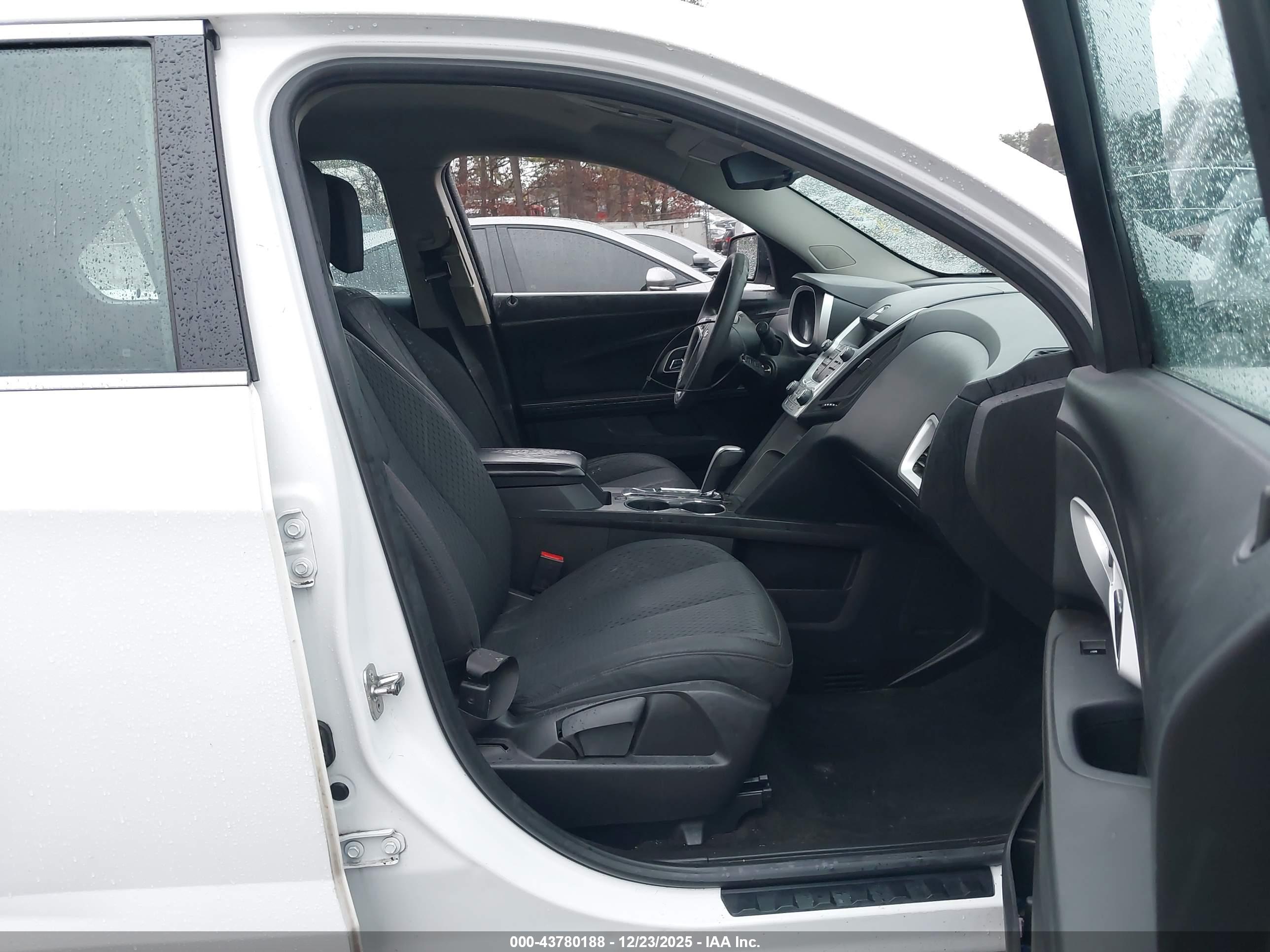 CHEVROLET EQUINOX image 5