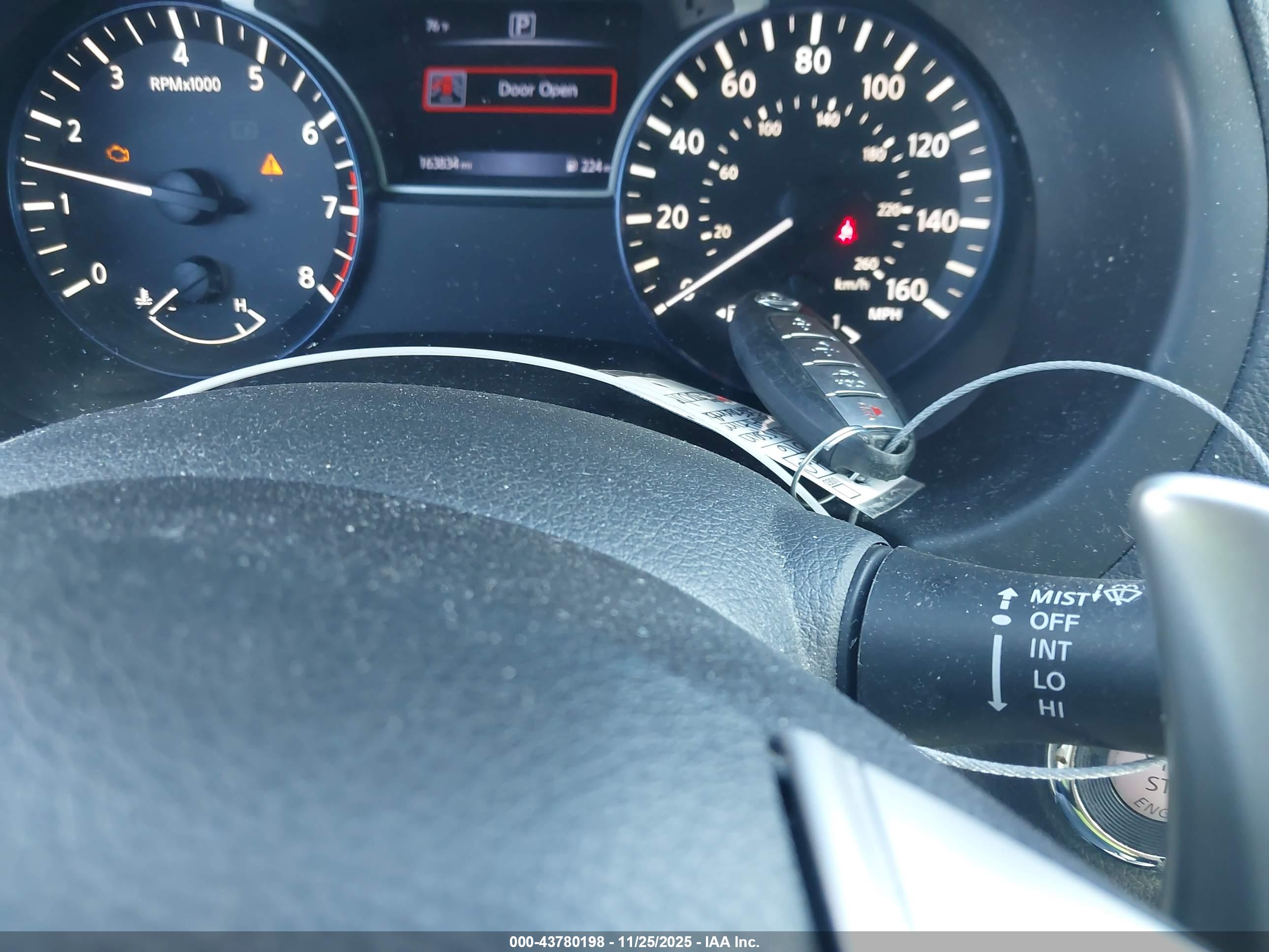 NISSAN ALTIMA image 11