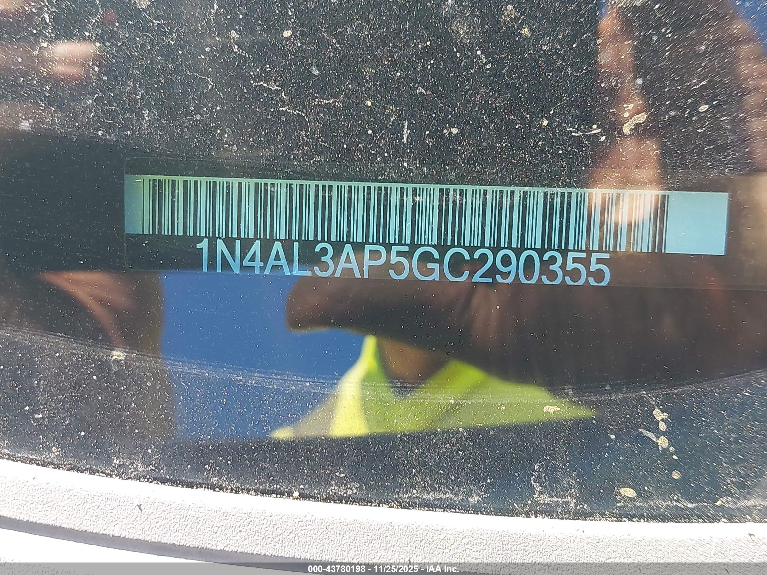 NISSAN ALTIMA image 9