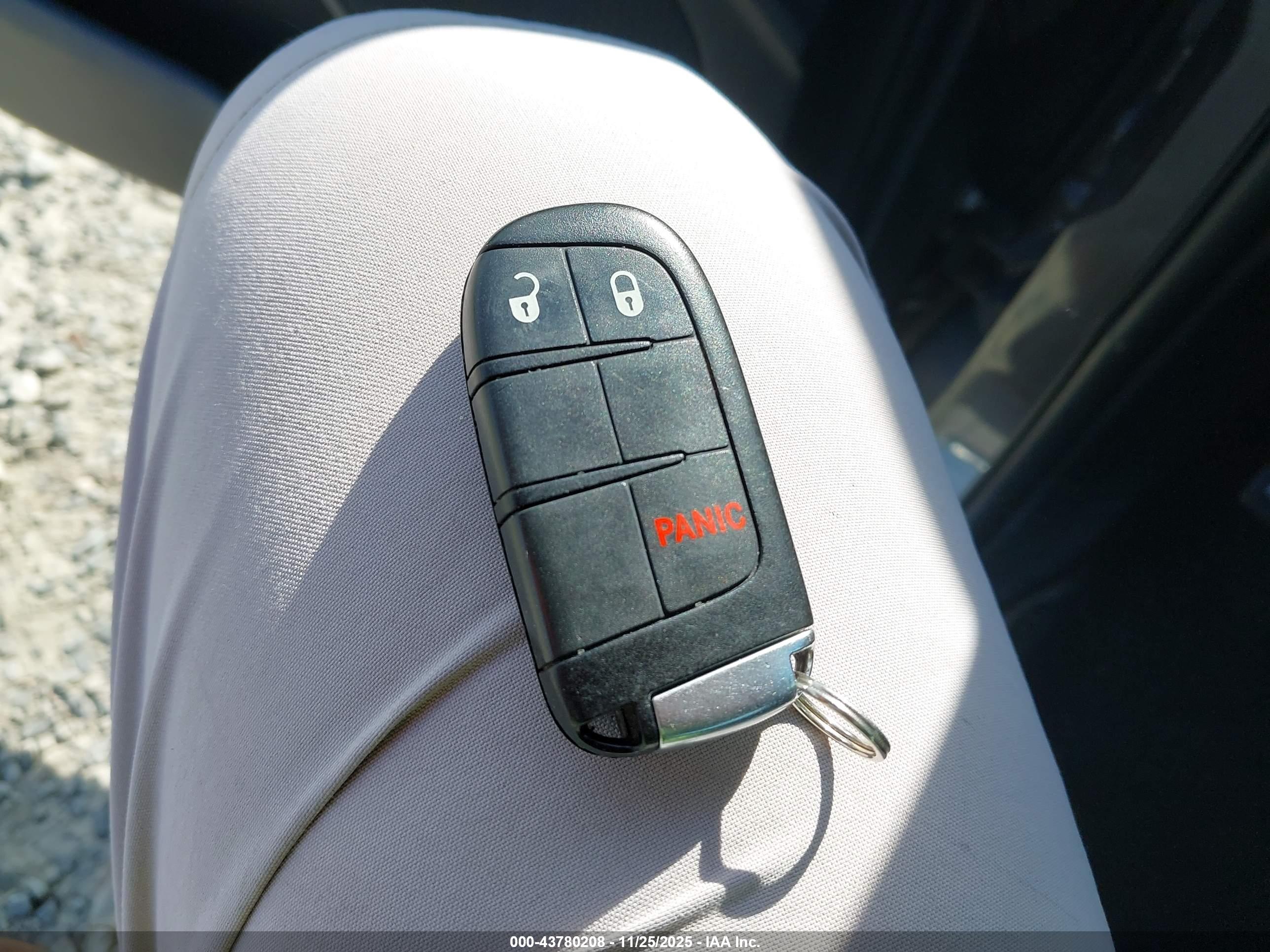 JEEP GRAND image 11