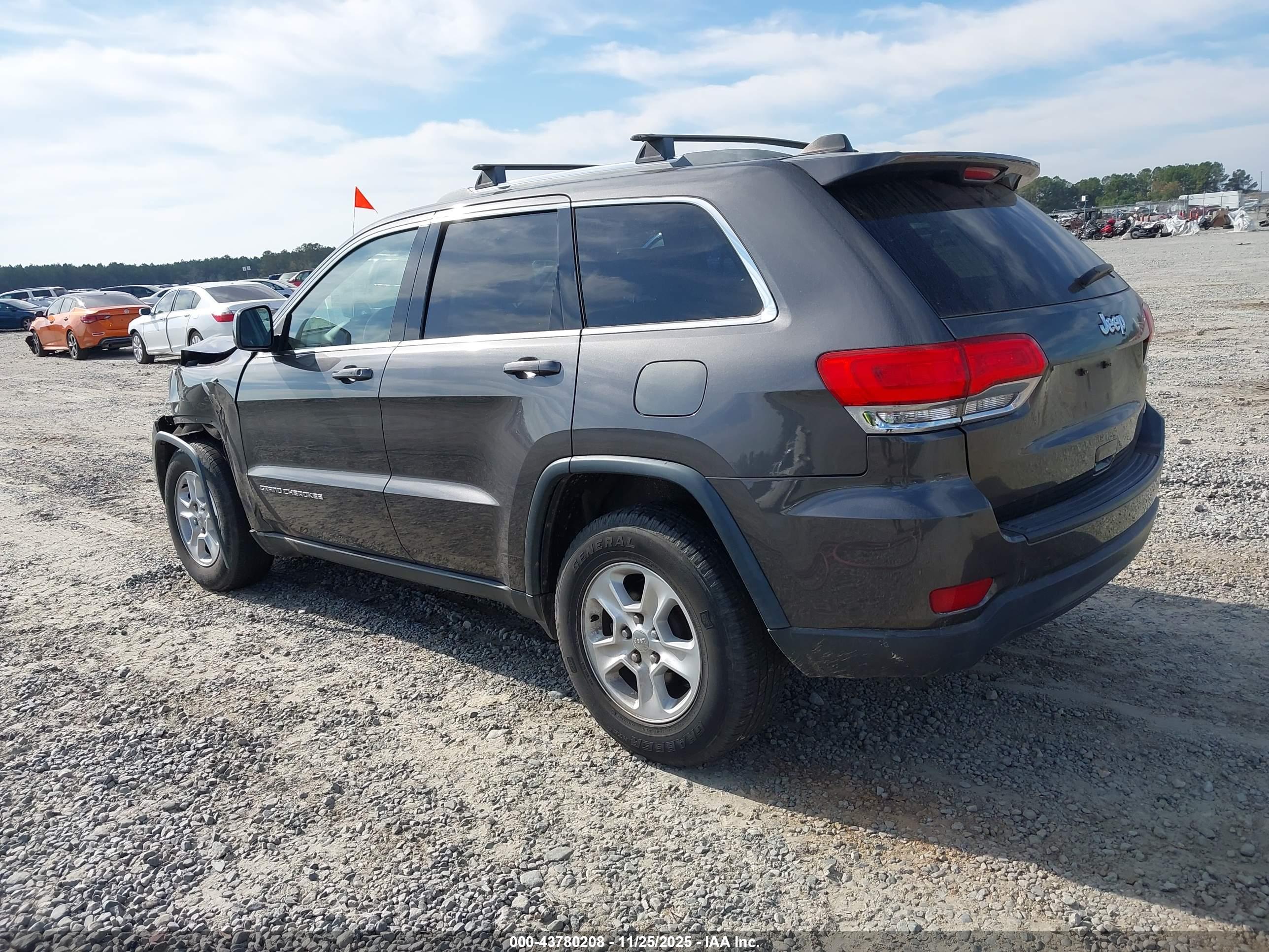 JEEP GRAND image 3