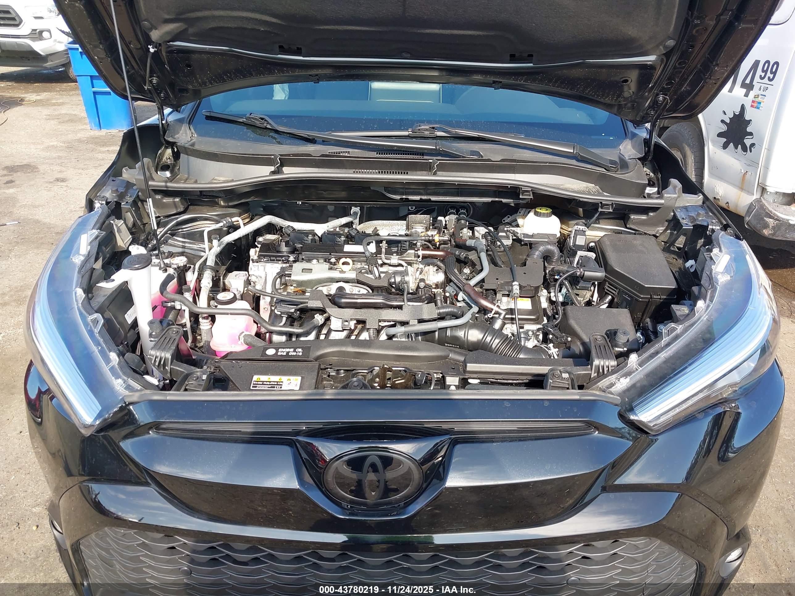 TOYOTA COROLLA image 10