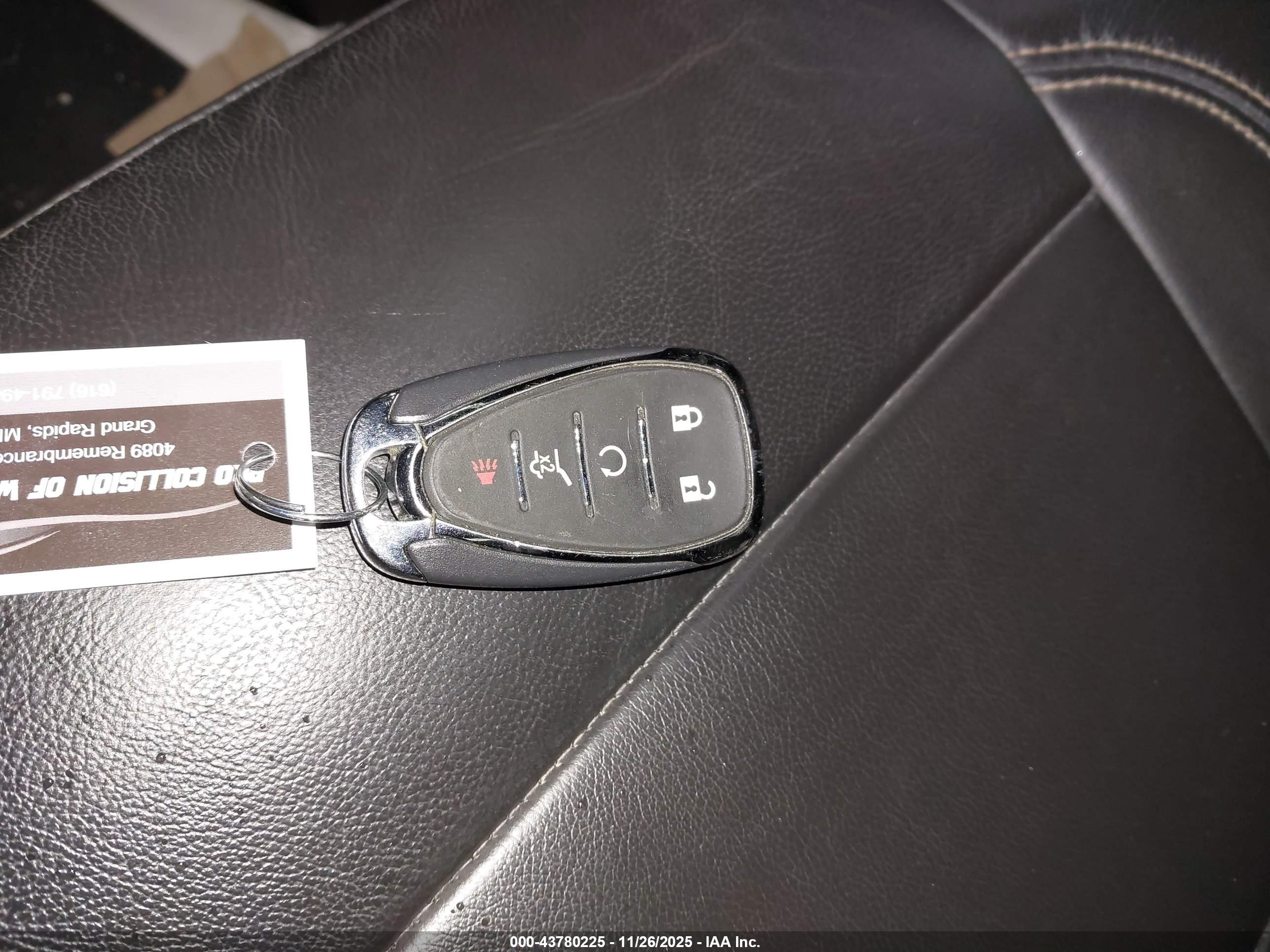 CHEVROLET TRAVERSE image 11