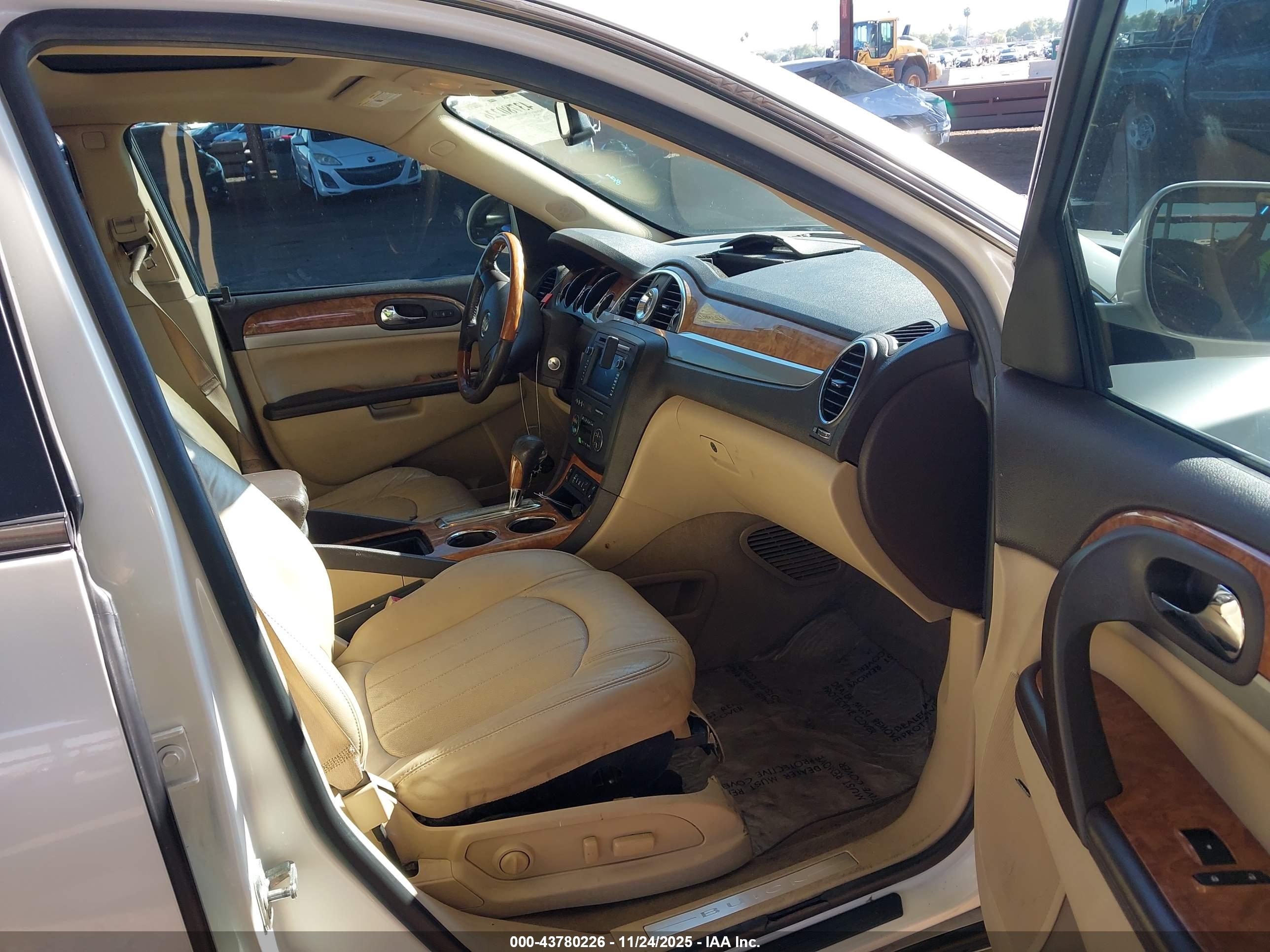 BUICK ENCLAVE image 5