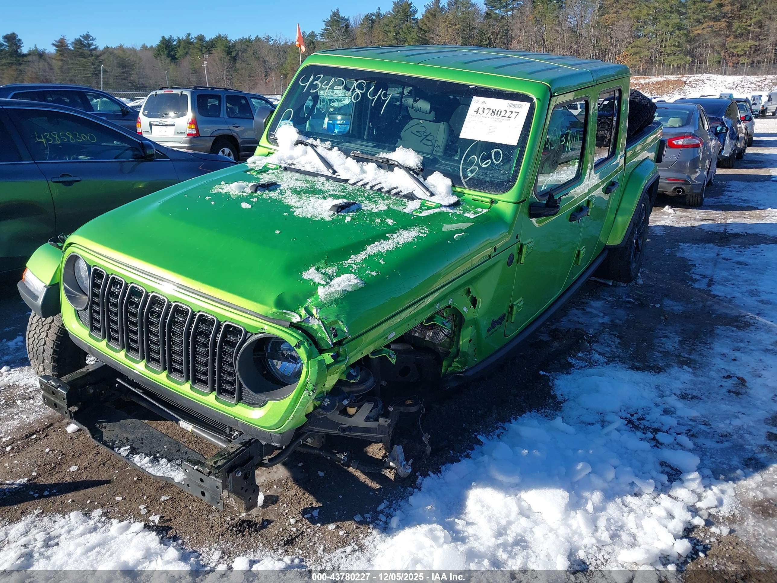 JEEP GLADIATOR image 2