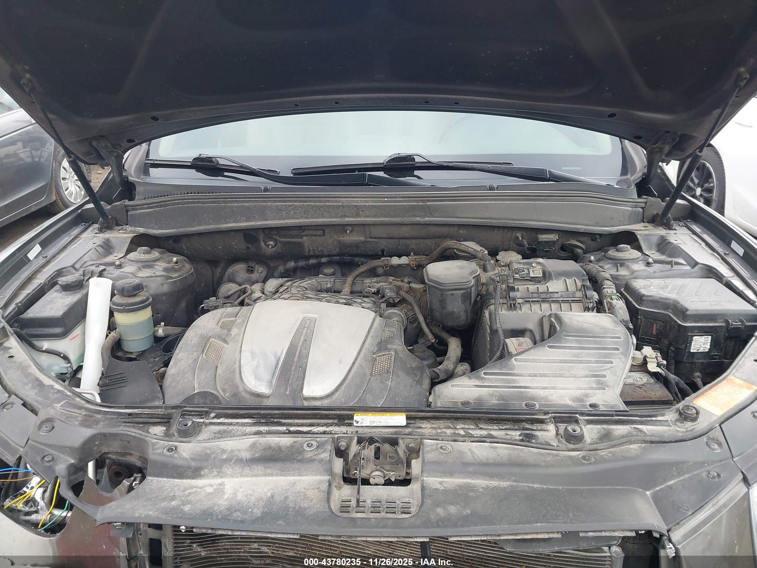 HYUNDAI SANTA image 10