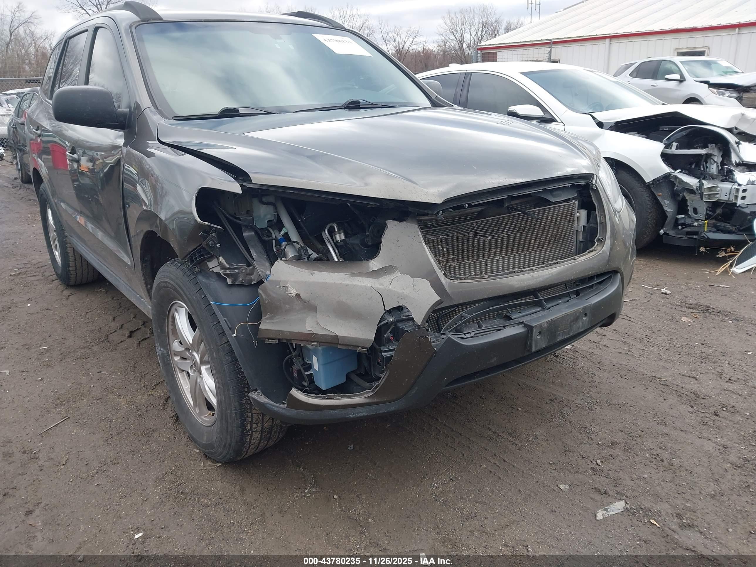 HYUNDAI SANTA image 6