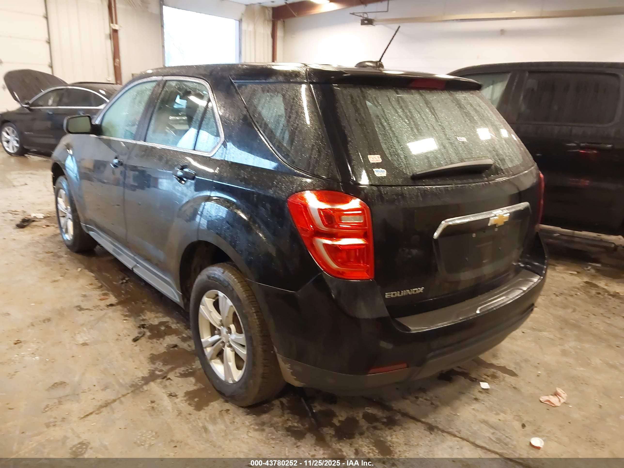 CHEVROLET EQUINOX image 3