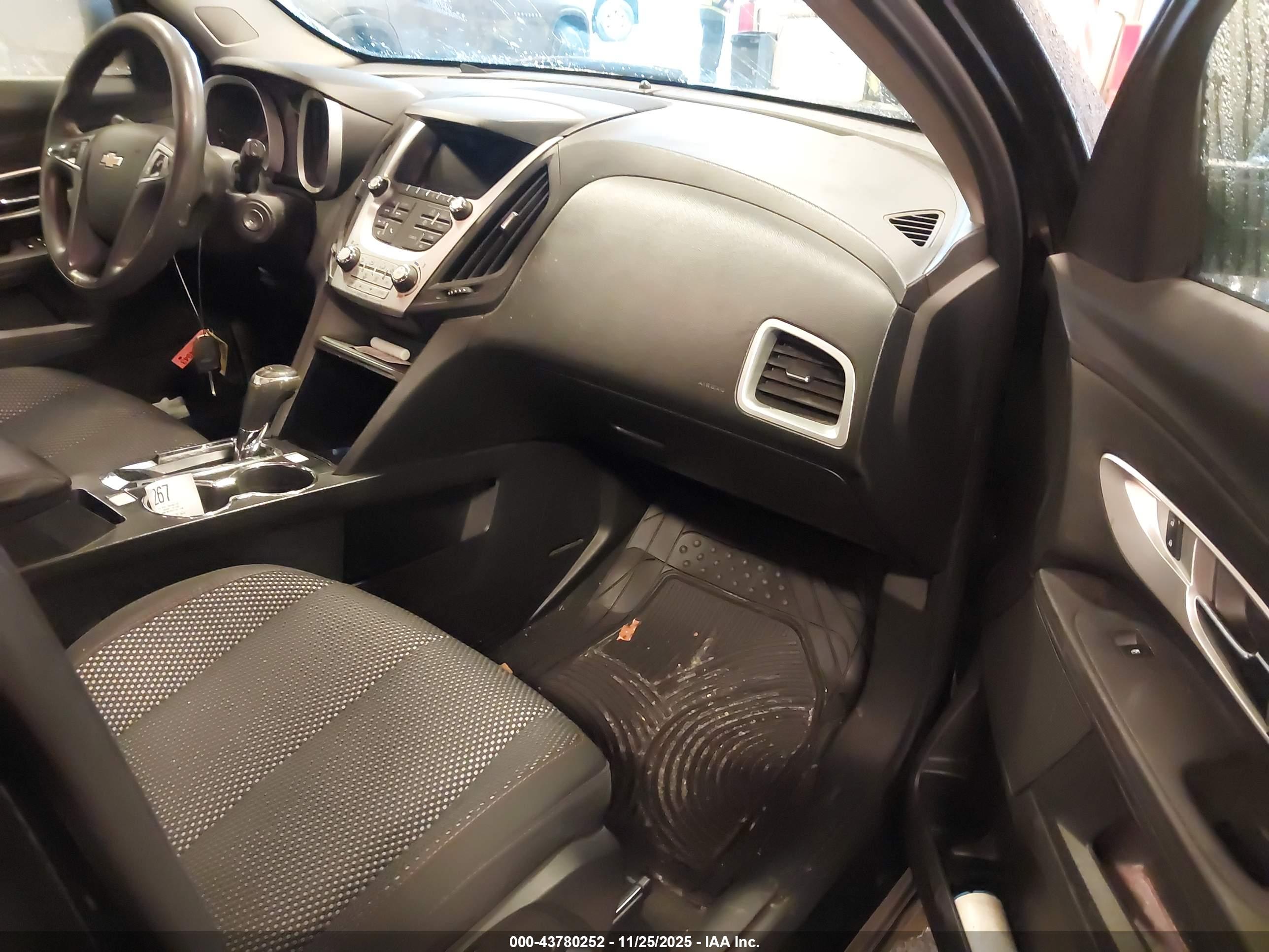 CHEVROLET EQUINOX image 5