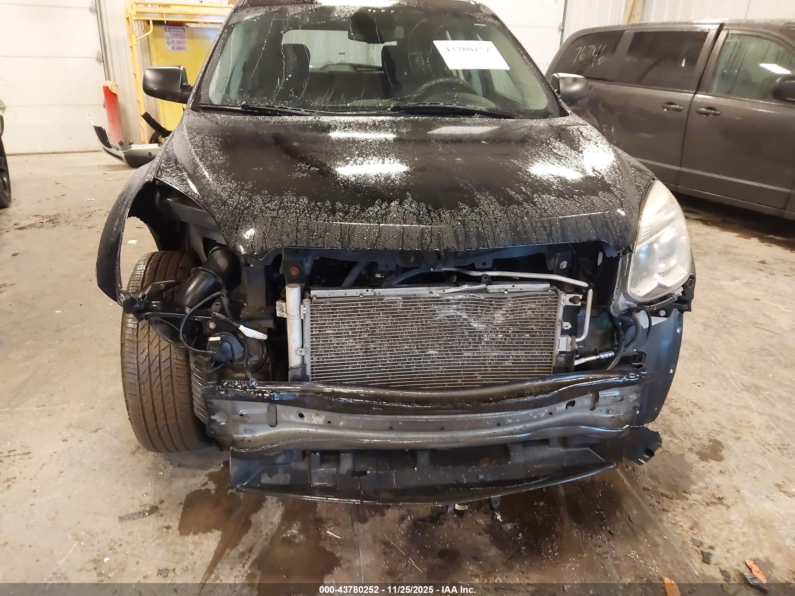 CHEVROLET EQUINOX image 6