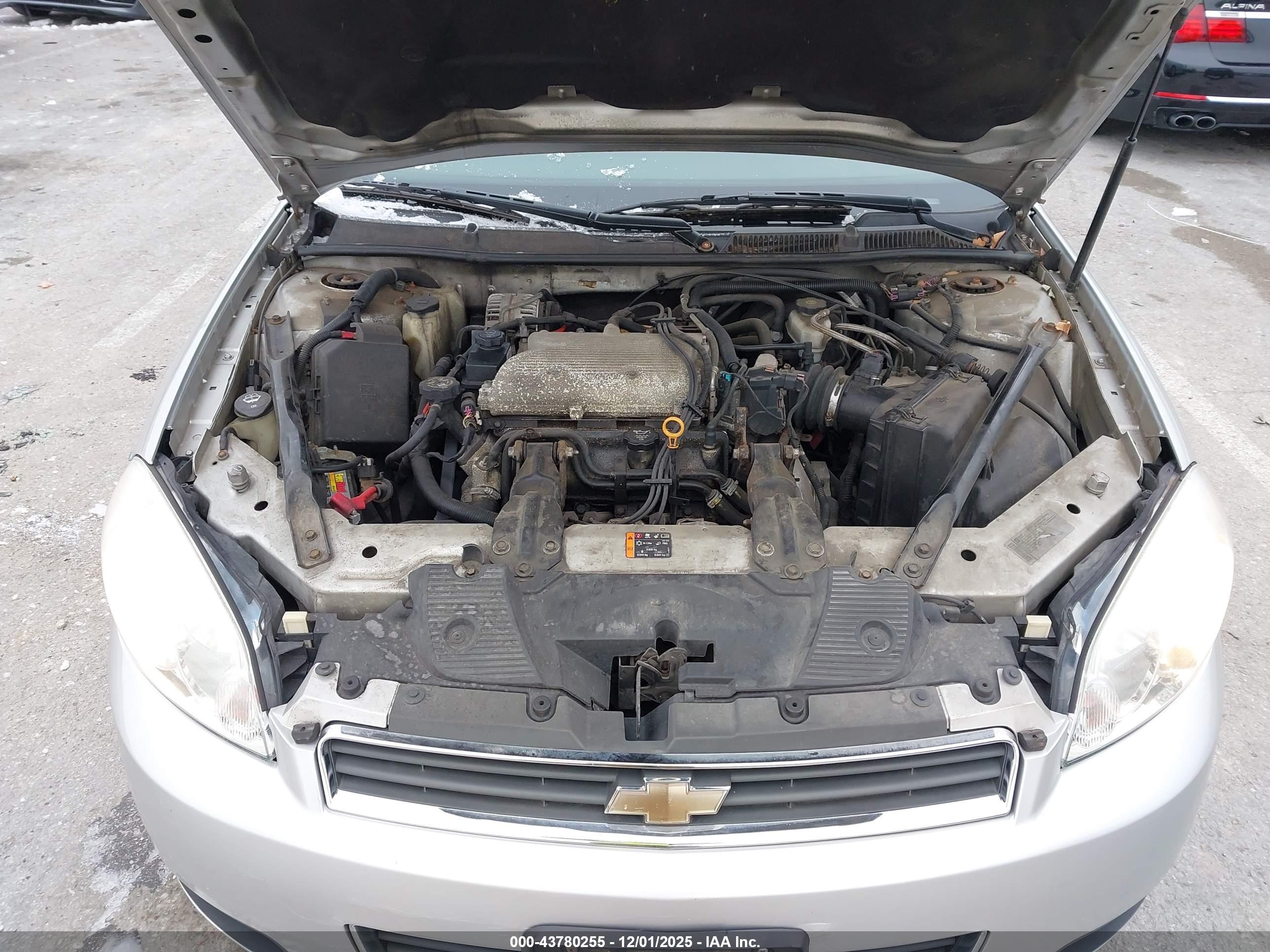 CHEVROLET IMPALA image 10