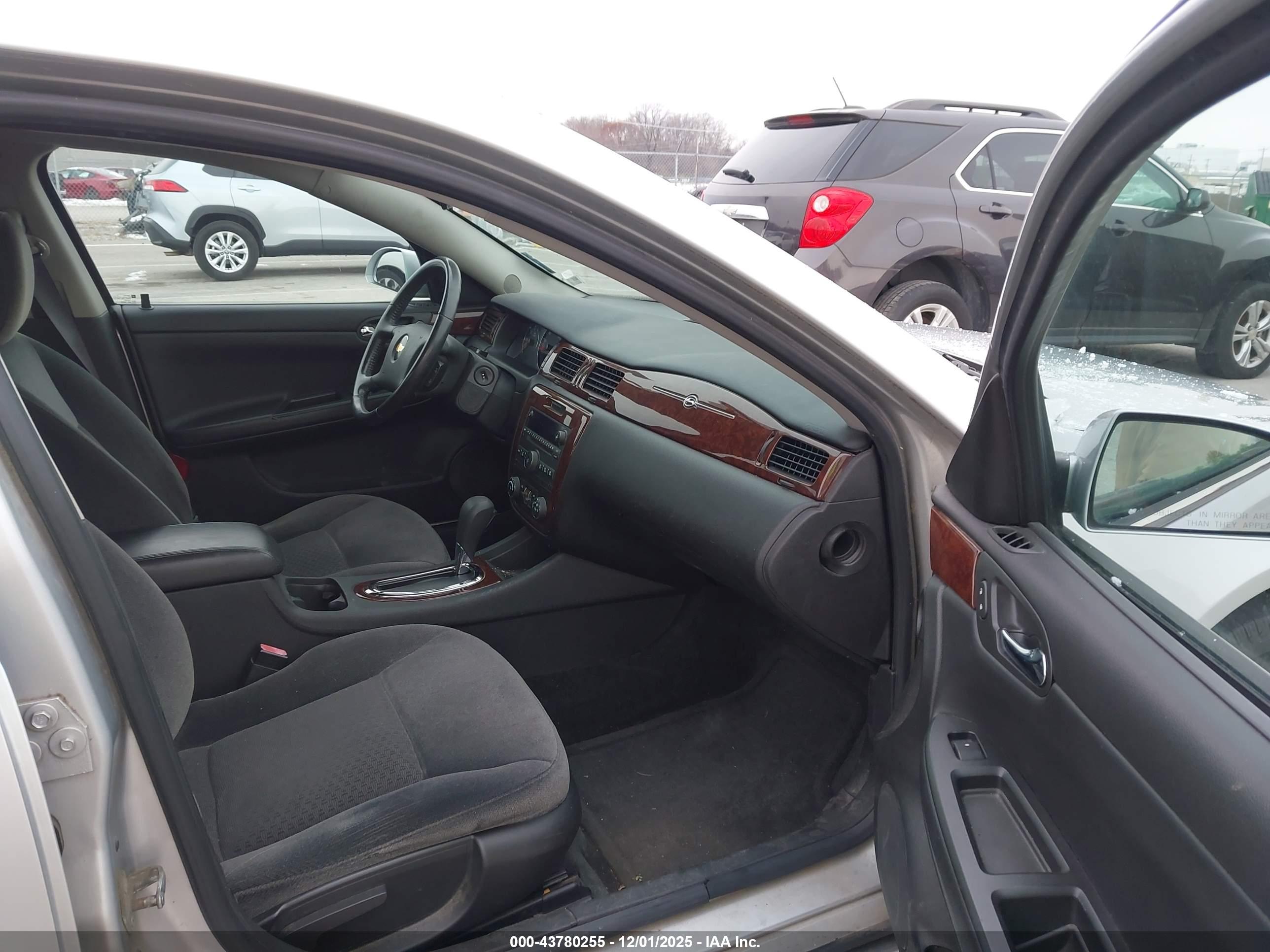 CHEVROLET IMPALA image 5
