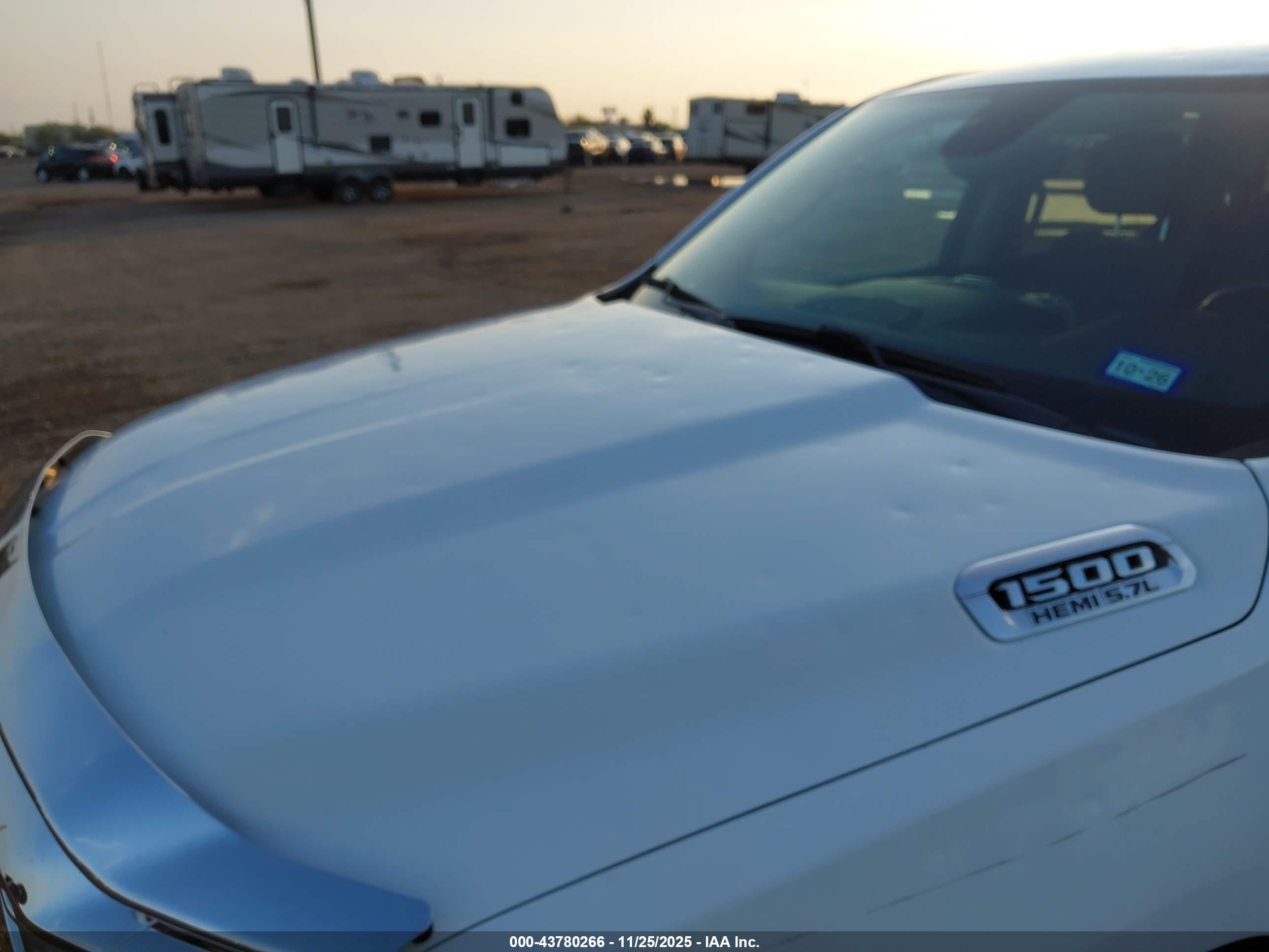 RAM 1500 image 6