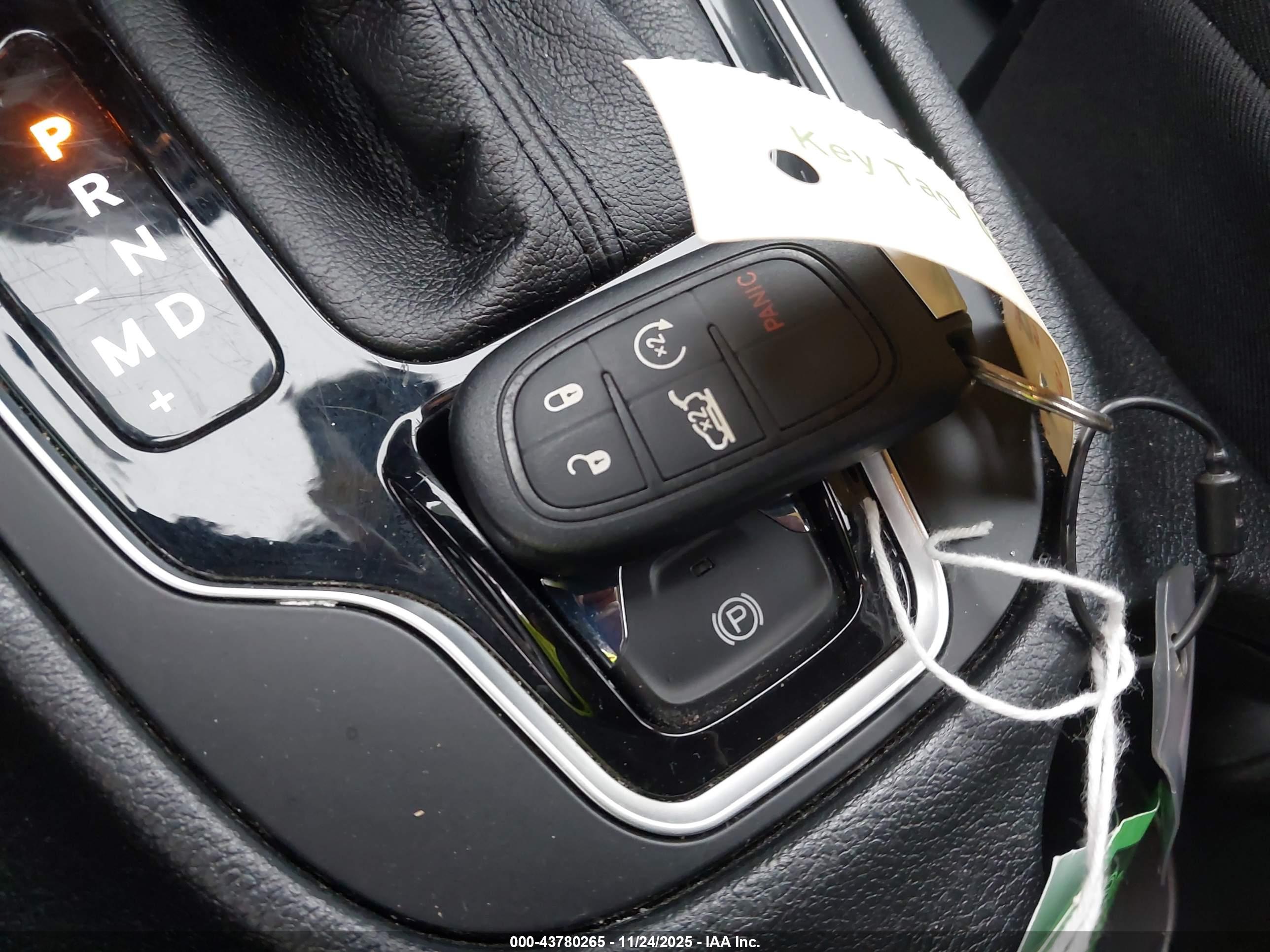 JEEP CHEROKEE image 11