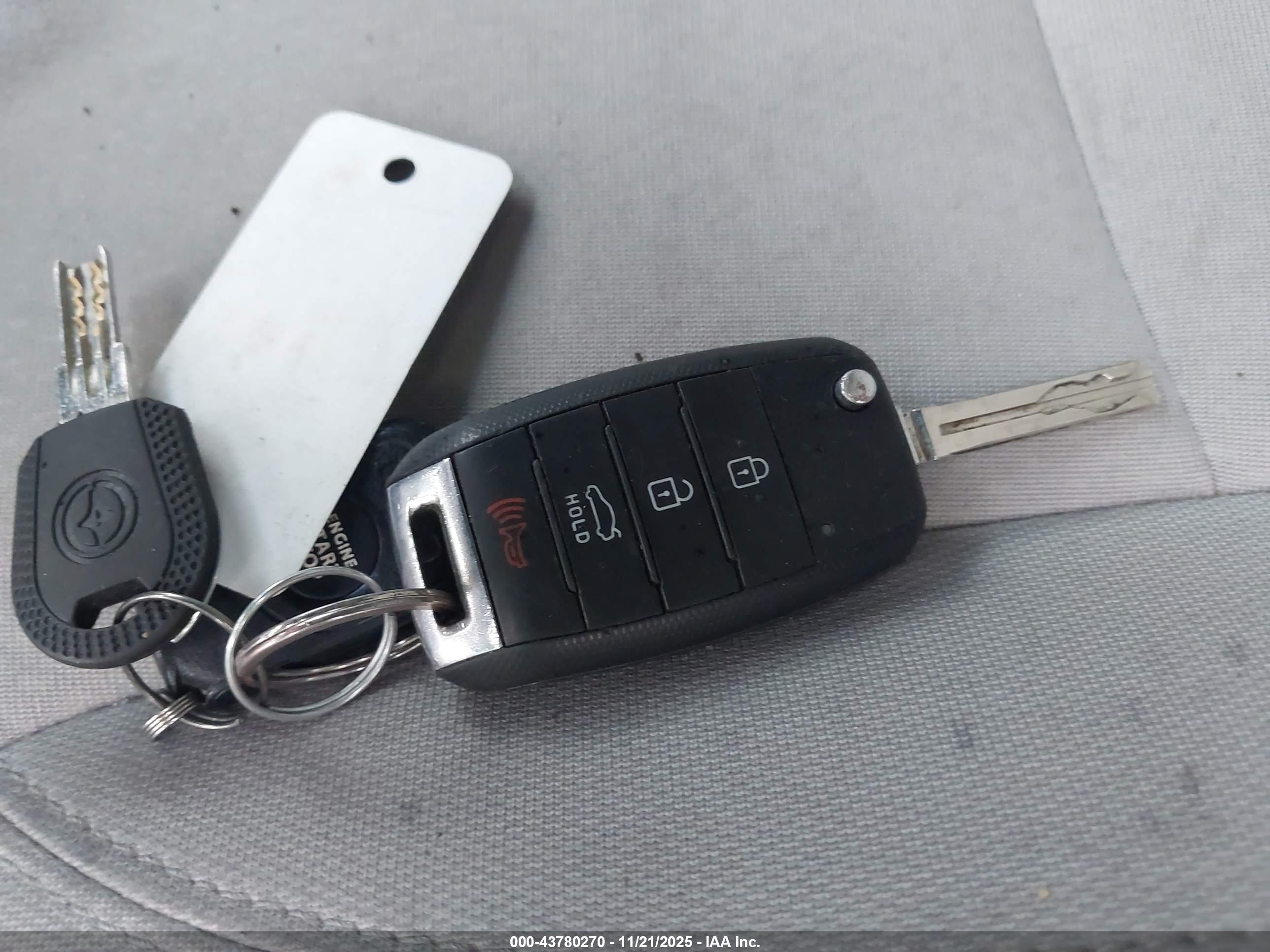 KIA OPTIMA image 11