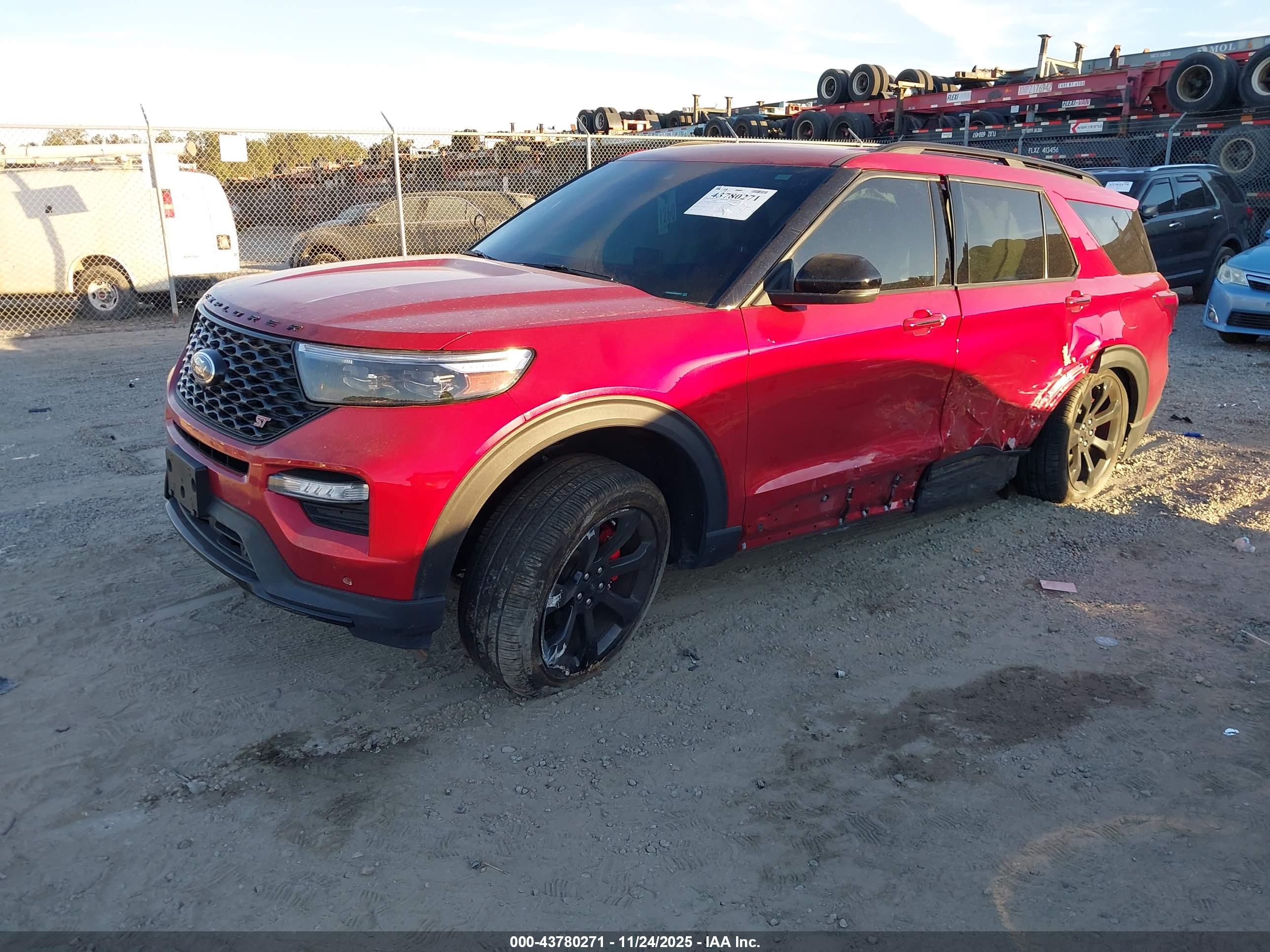 FORD EXPLORER image 2