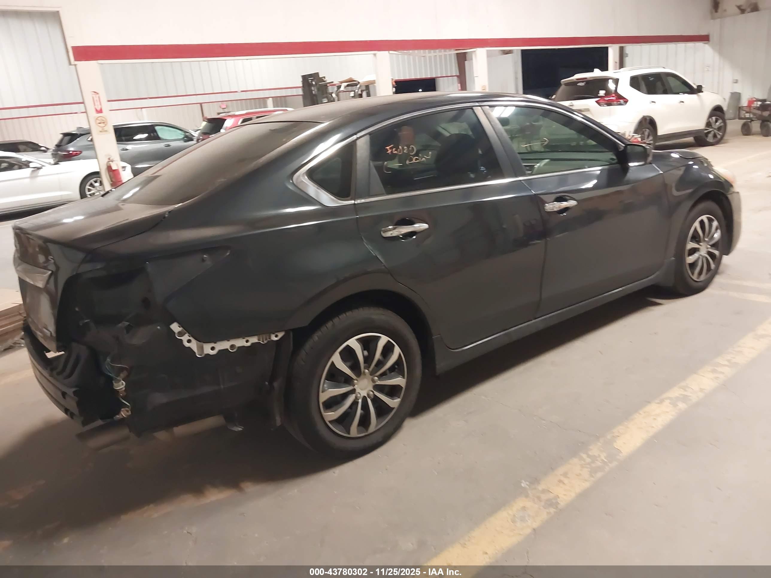 NISSAN ALTIMA image 4