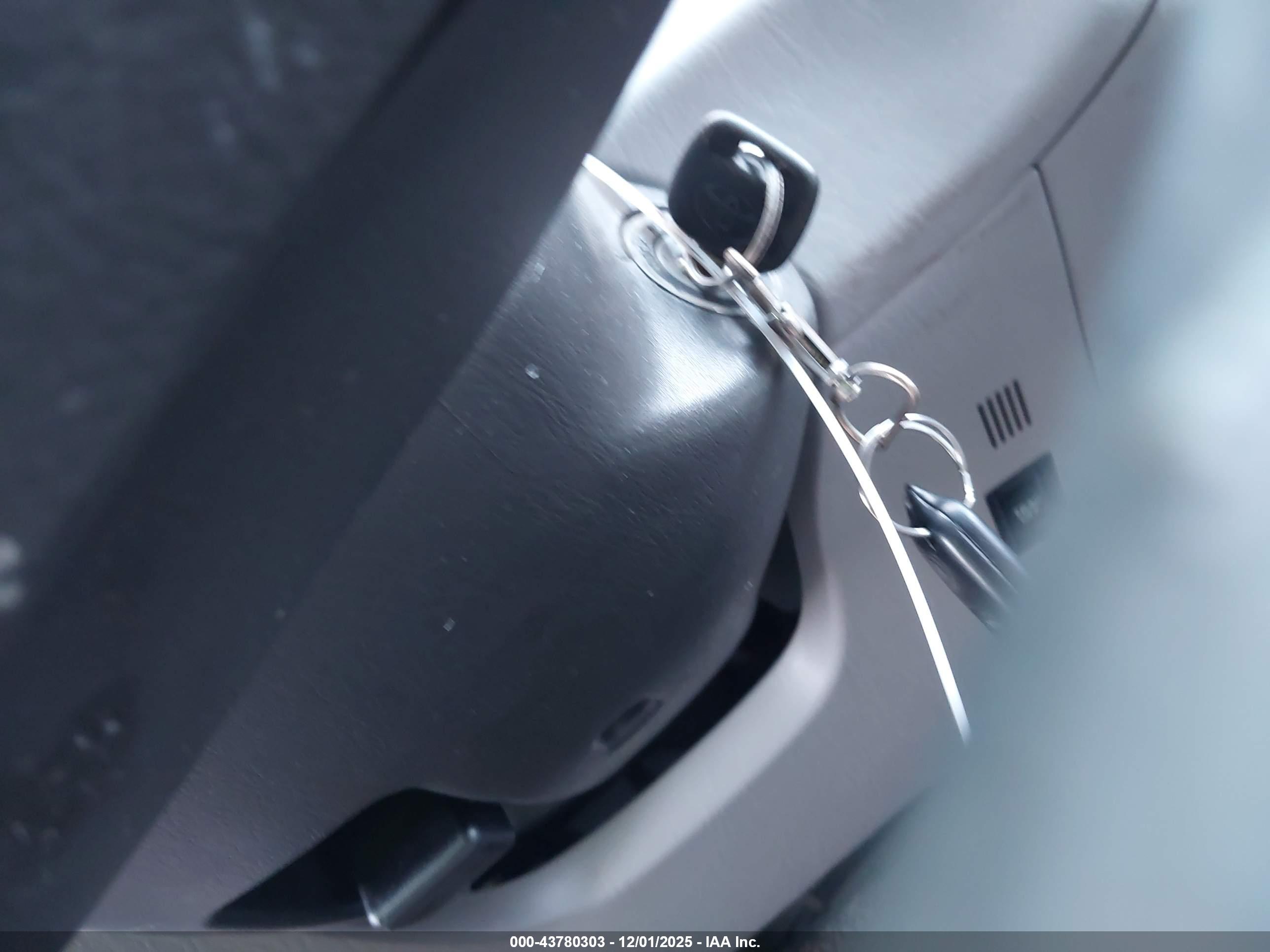 TOYOTA HIGHLANDER image 11
