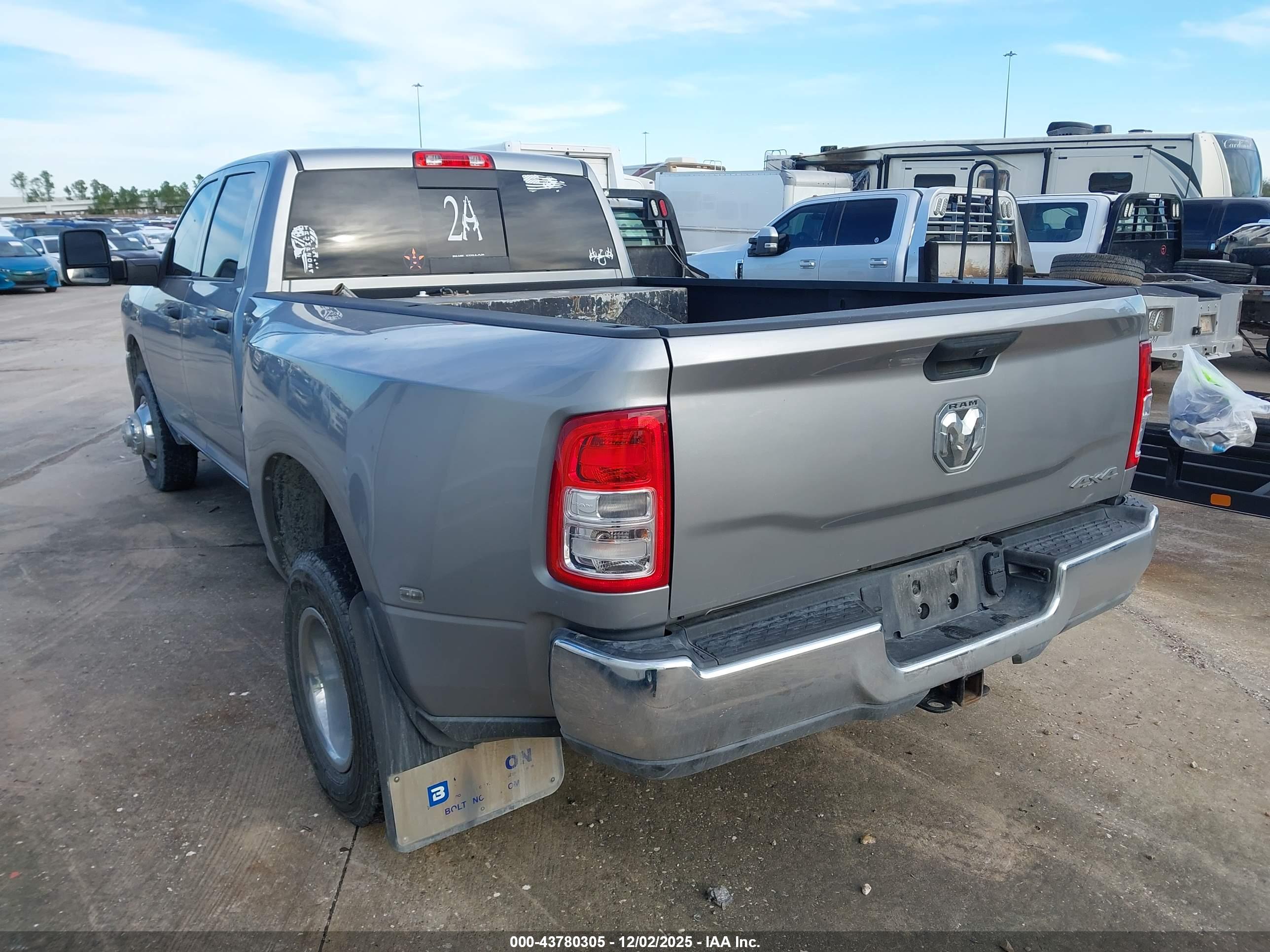 RAM 3500 image 3