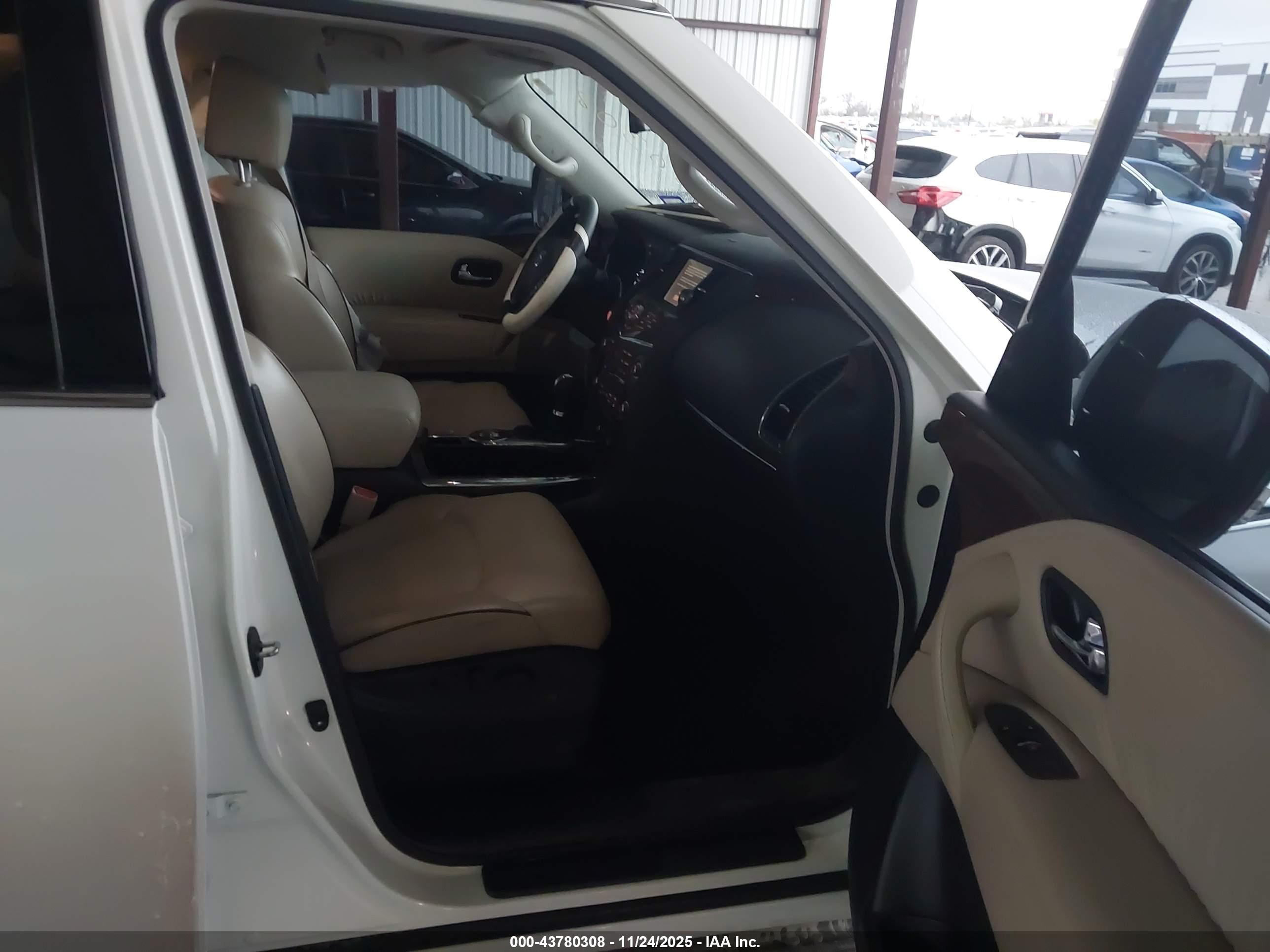 NISSAN ARMADA image 5