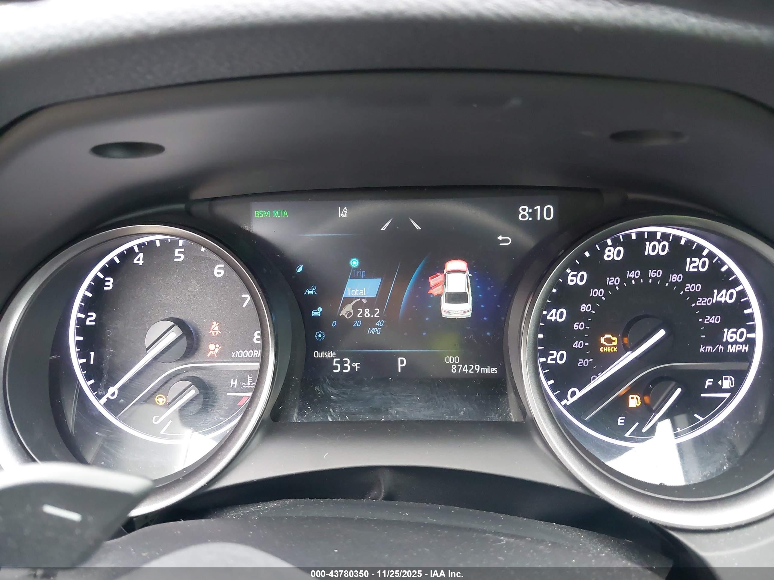 TOYOTA CAMRY image 7