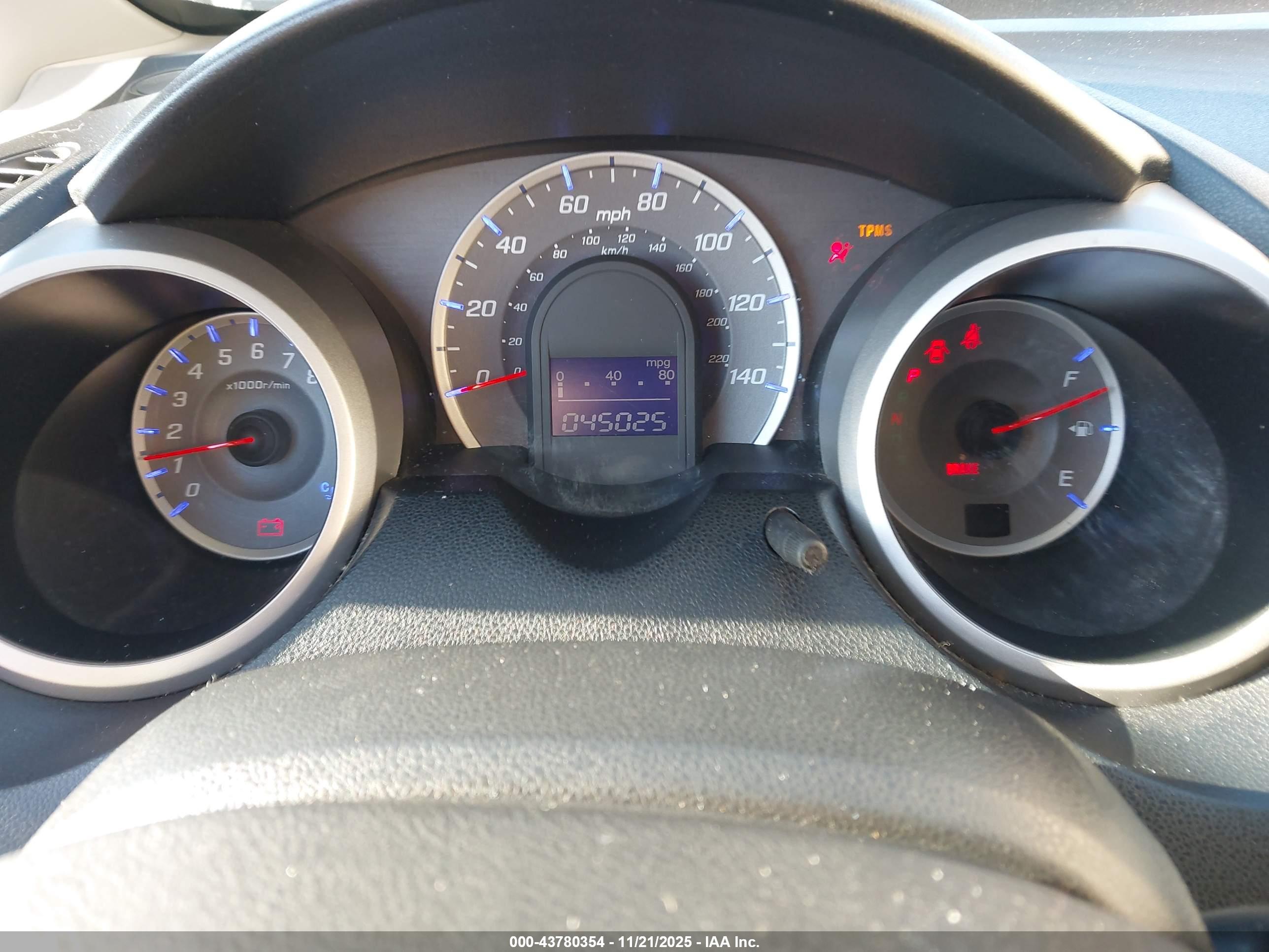 HONDA FIT image 7