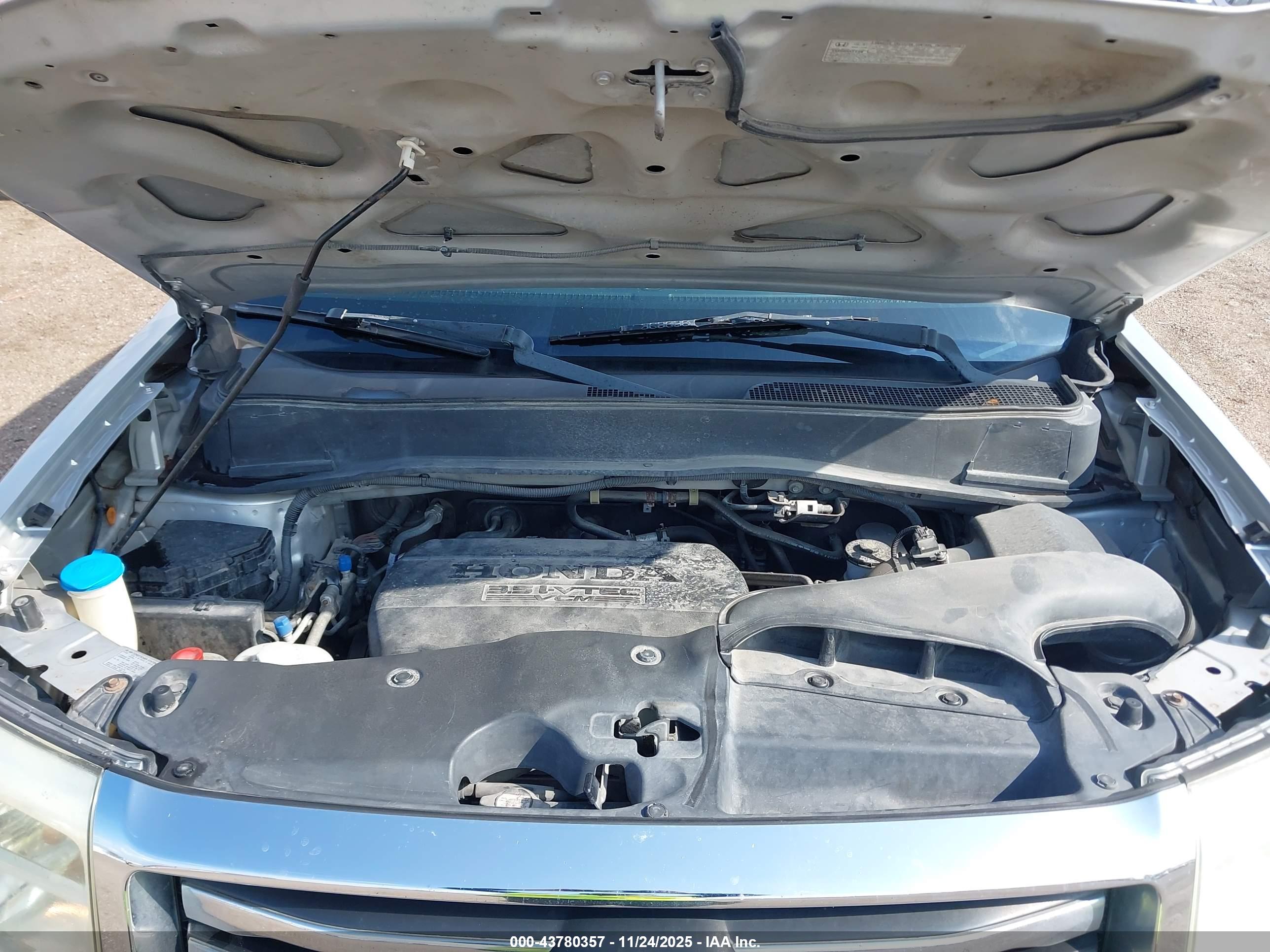 HONDA PILOT image 10