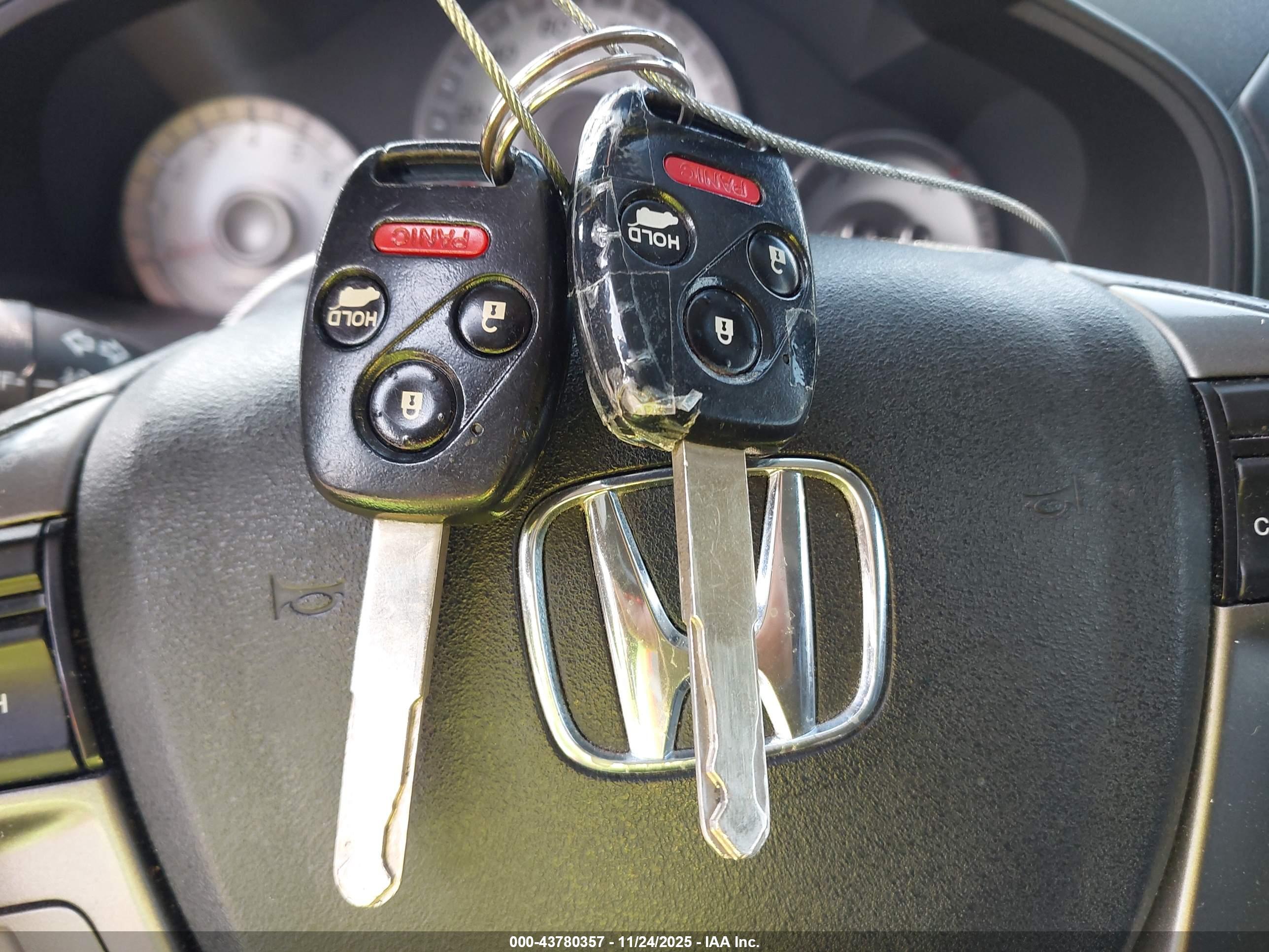 HONDA PILOT image 11