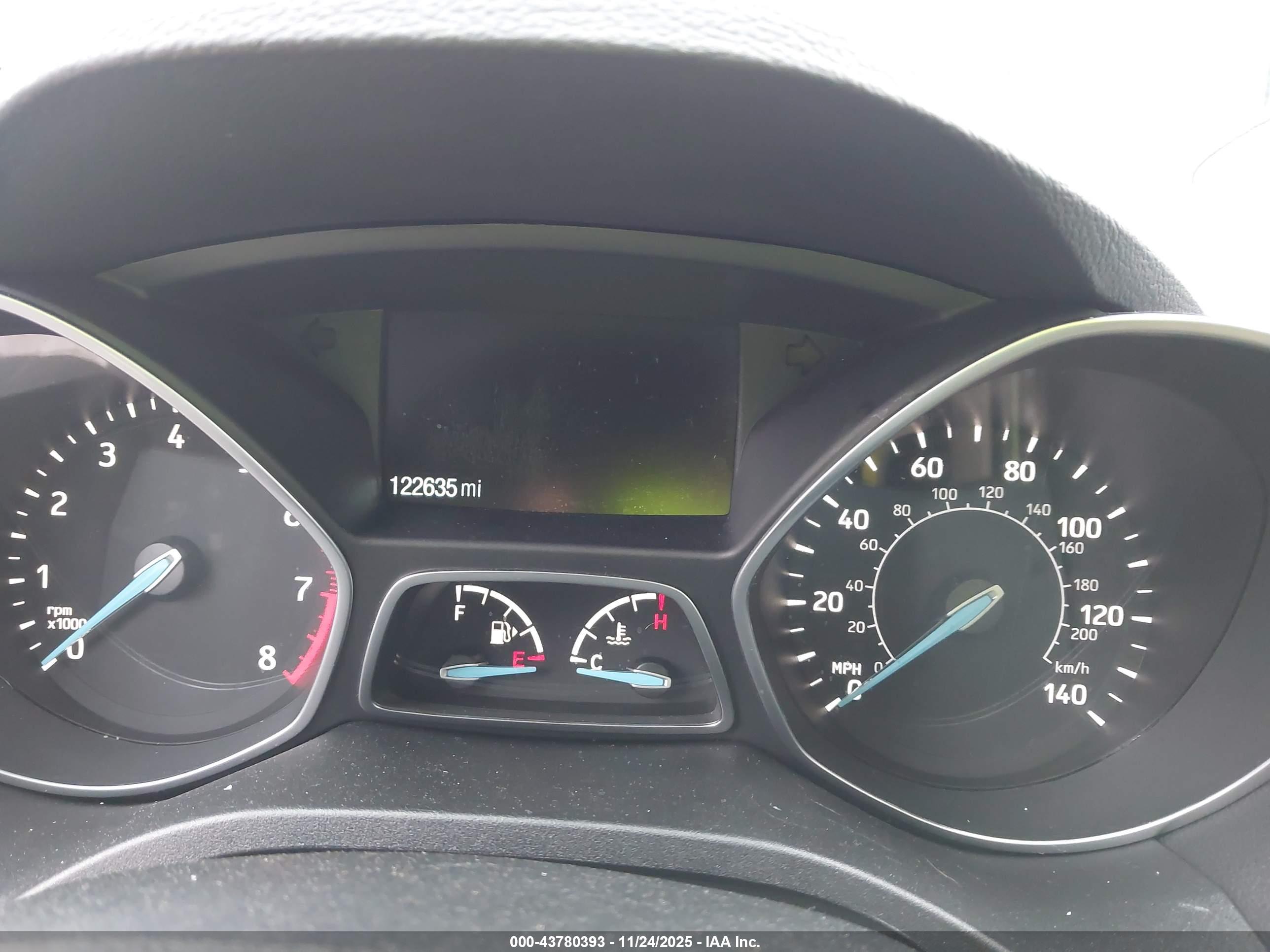 FORD ESCAPE image 7