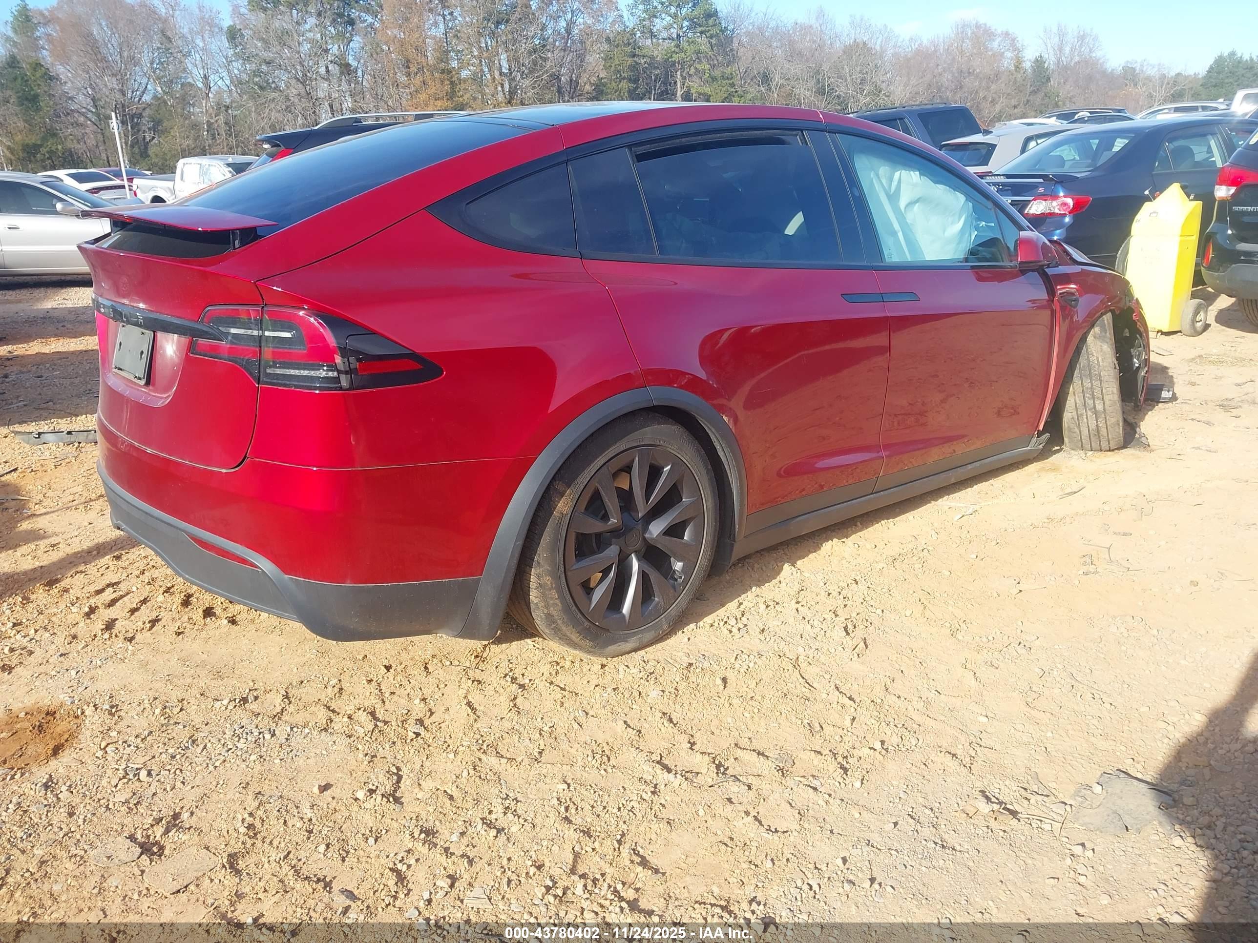 TESLA MODEL image 4