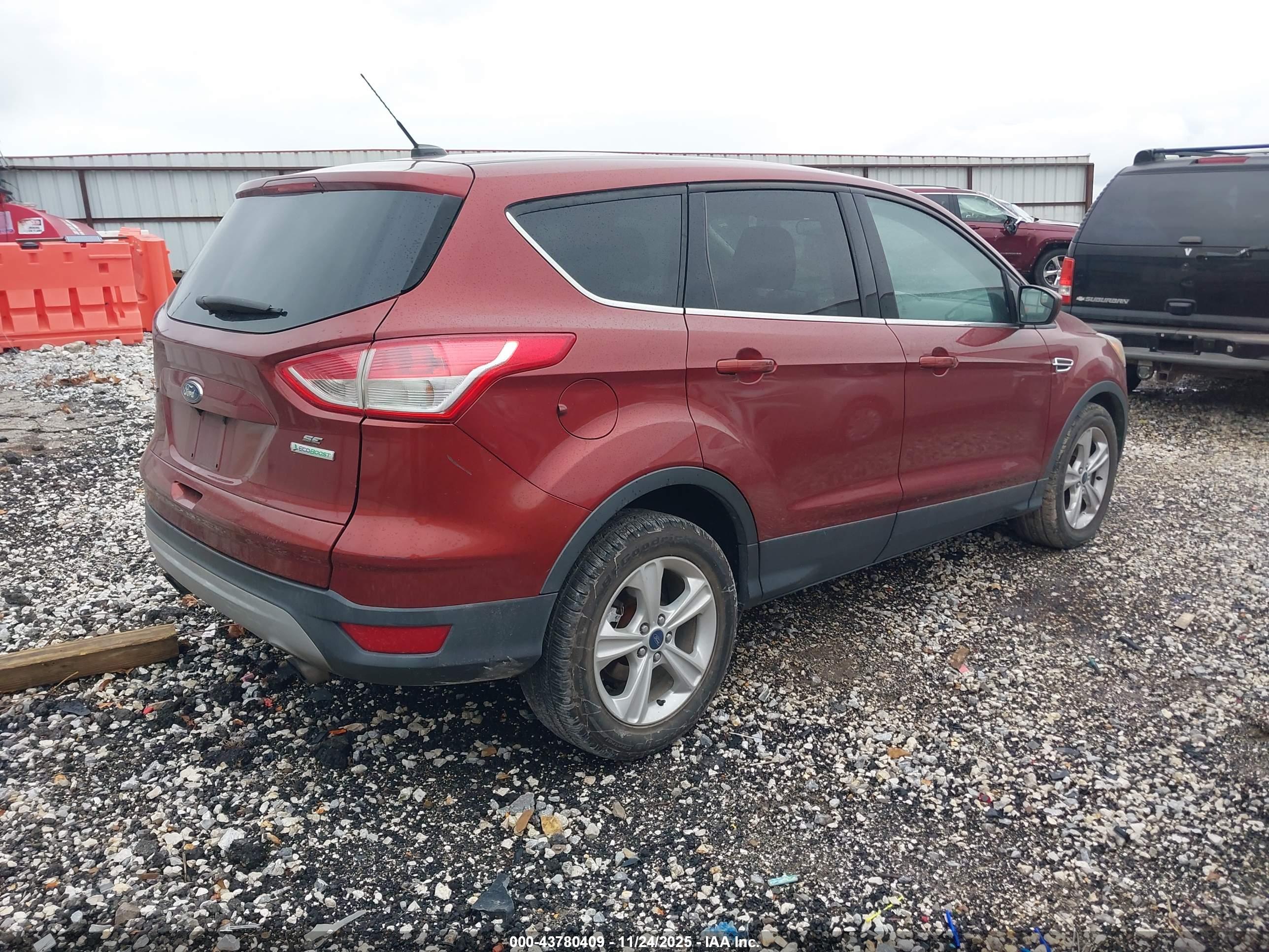 FORD ESCAPE image 4