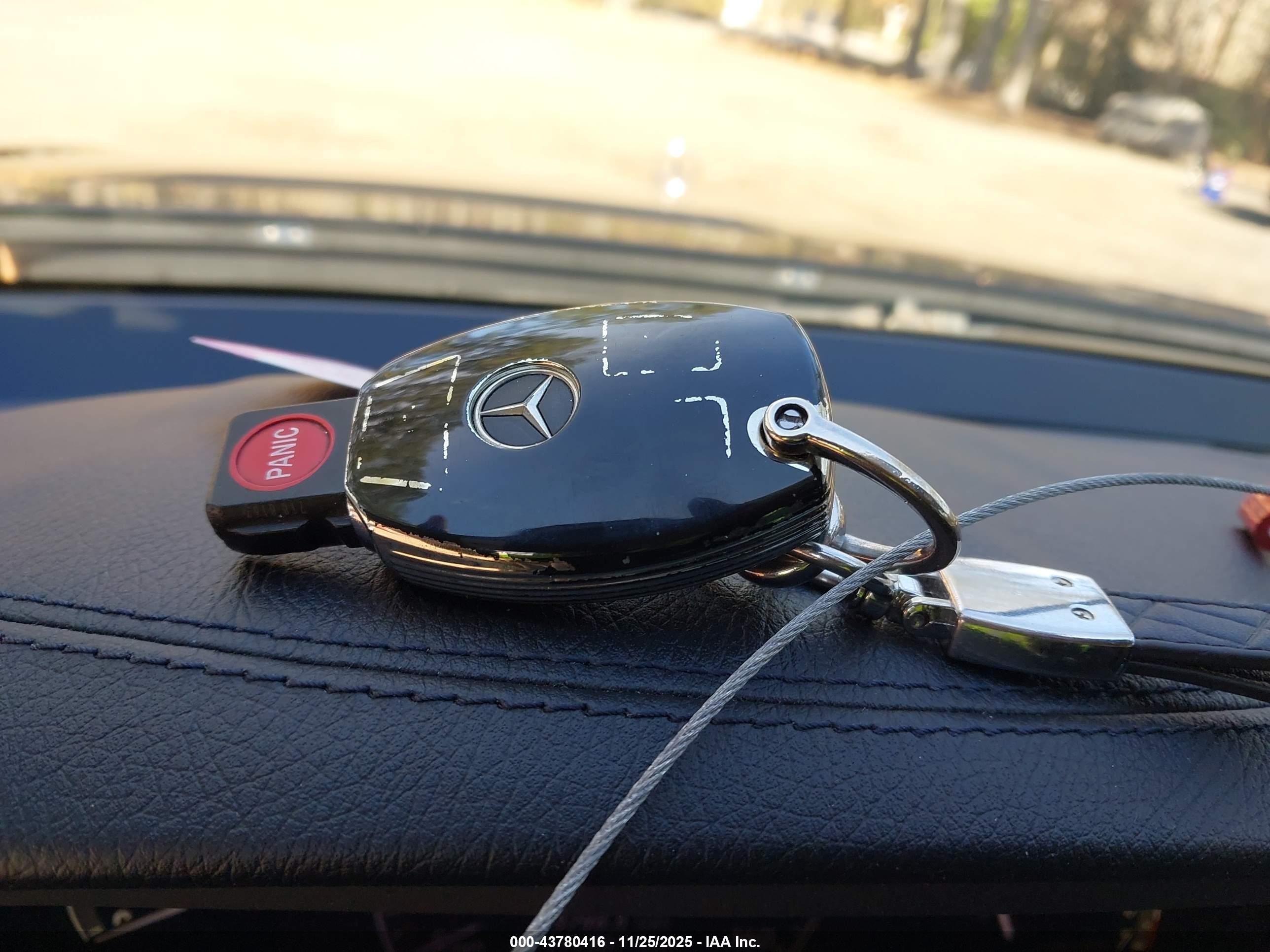 MERCEDES-BENZ S image 11