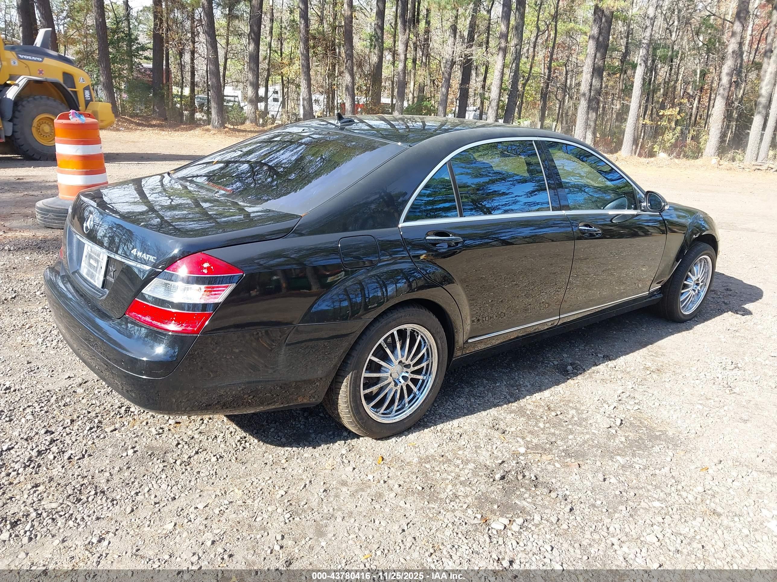 MERCEDES-BENZ S image 4