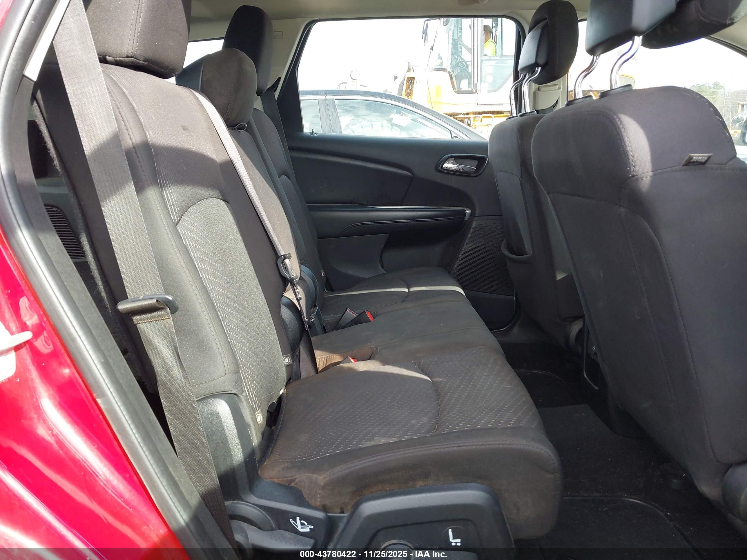 DODGE JOURNEY image 8
