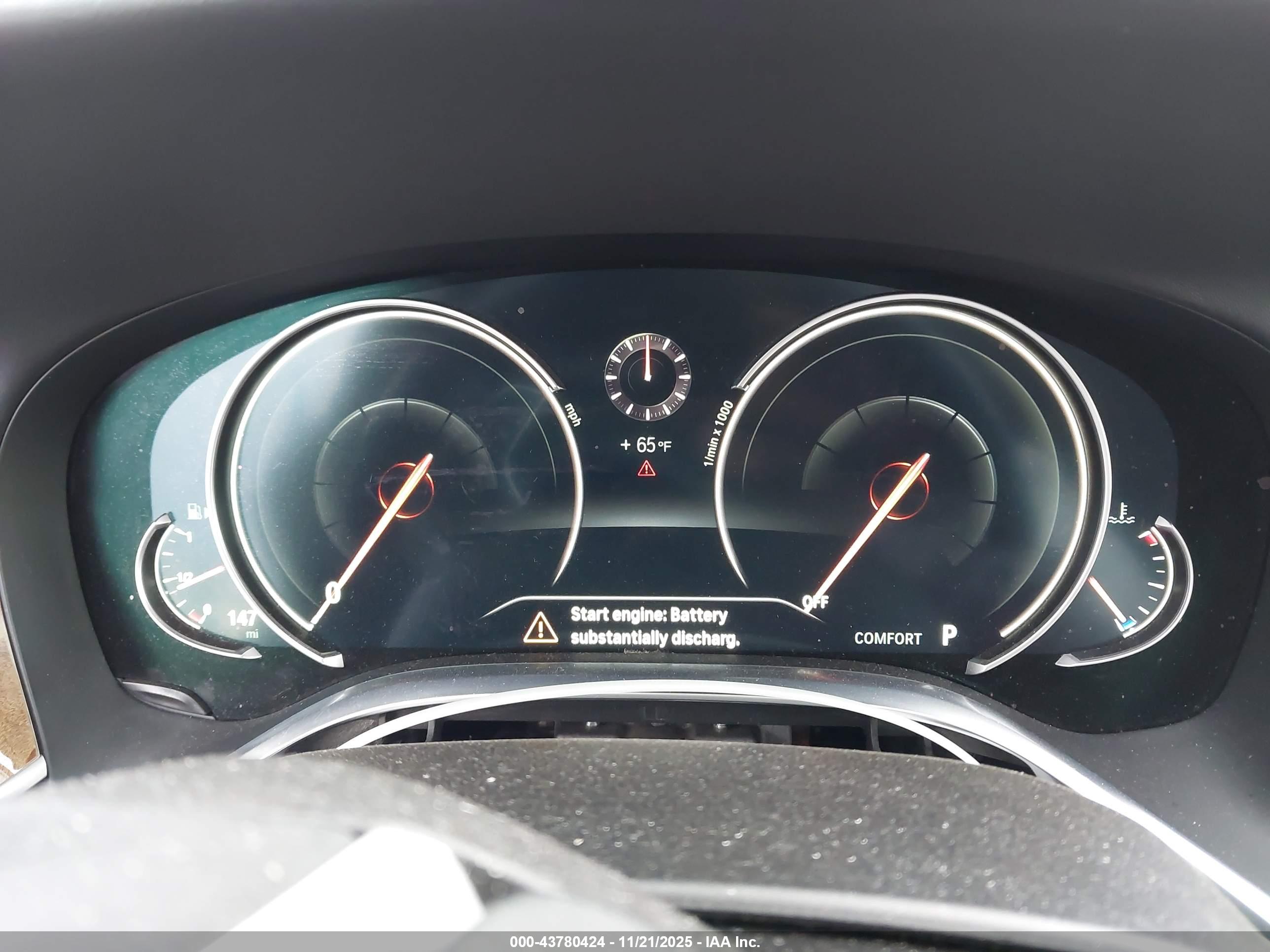 BMW 750I image 7