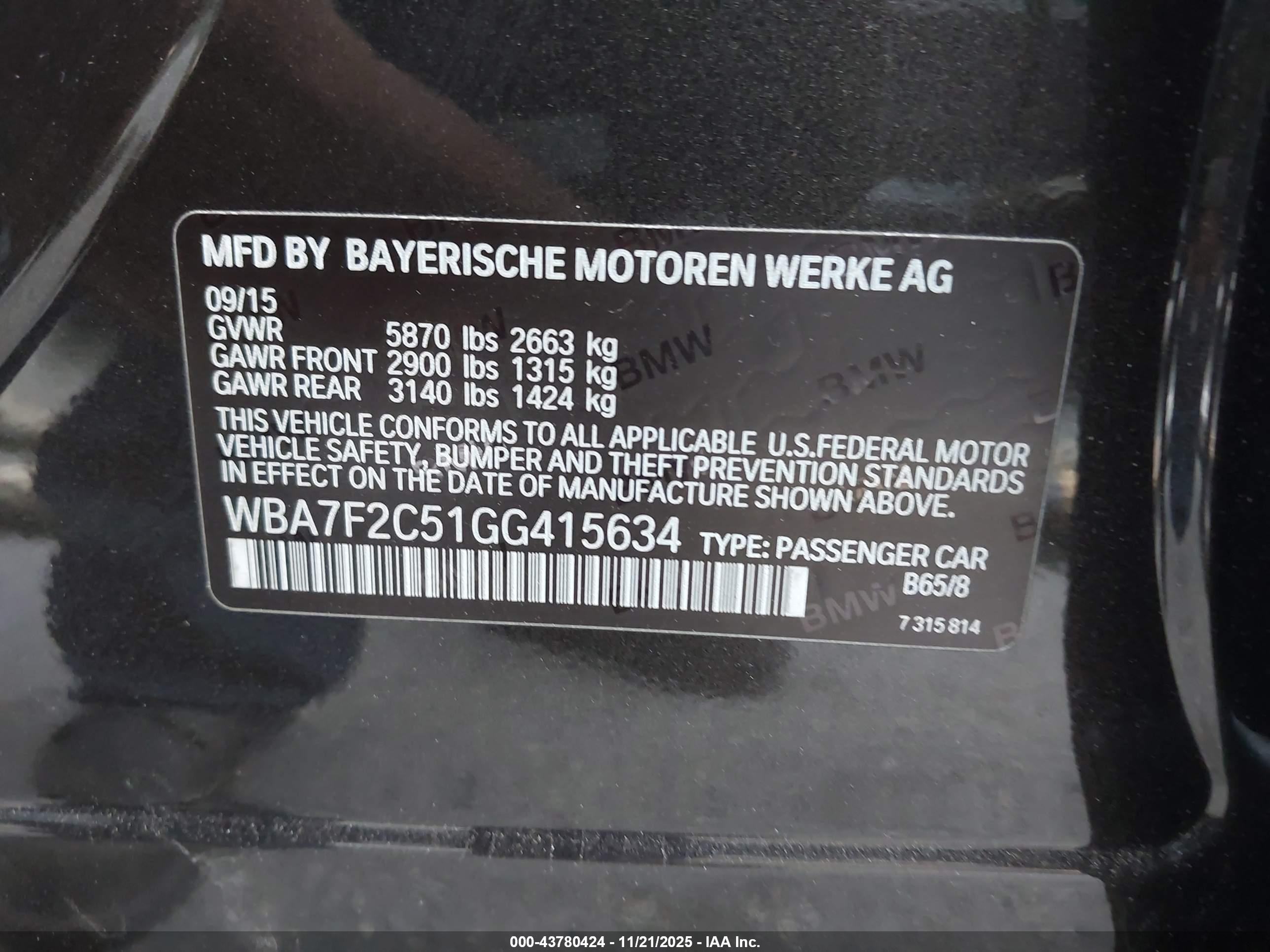 BMW 750I image 9