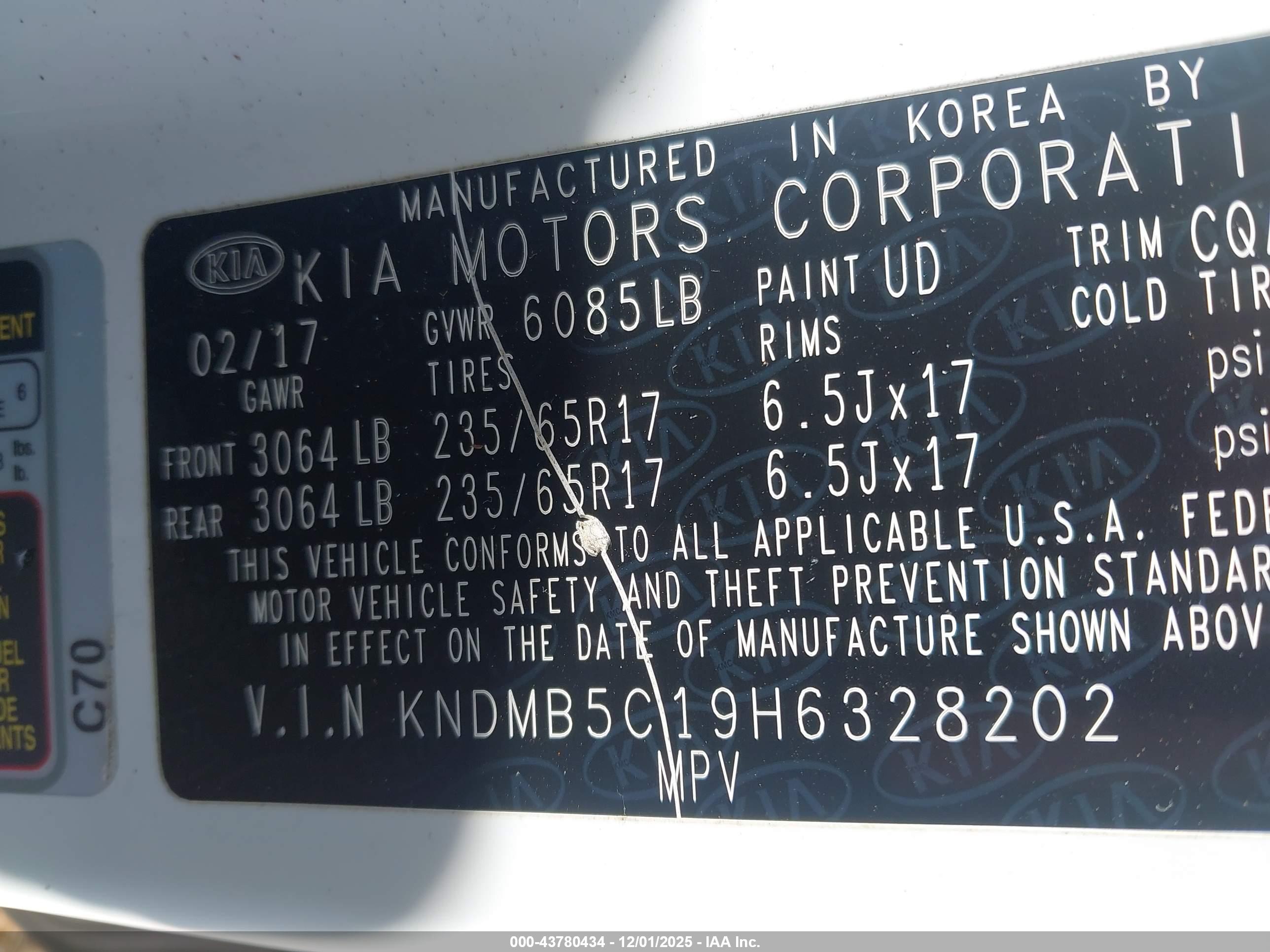 KIA SEDONA image 9