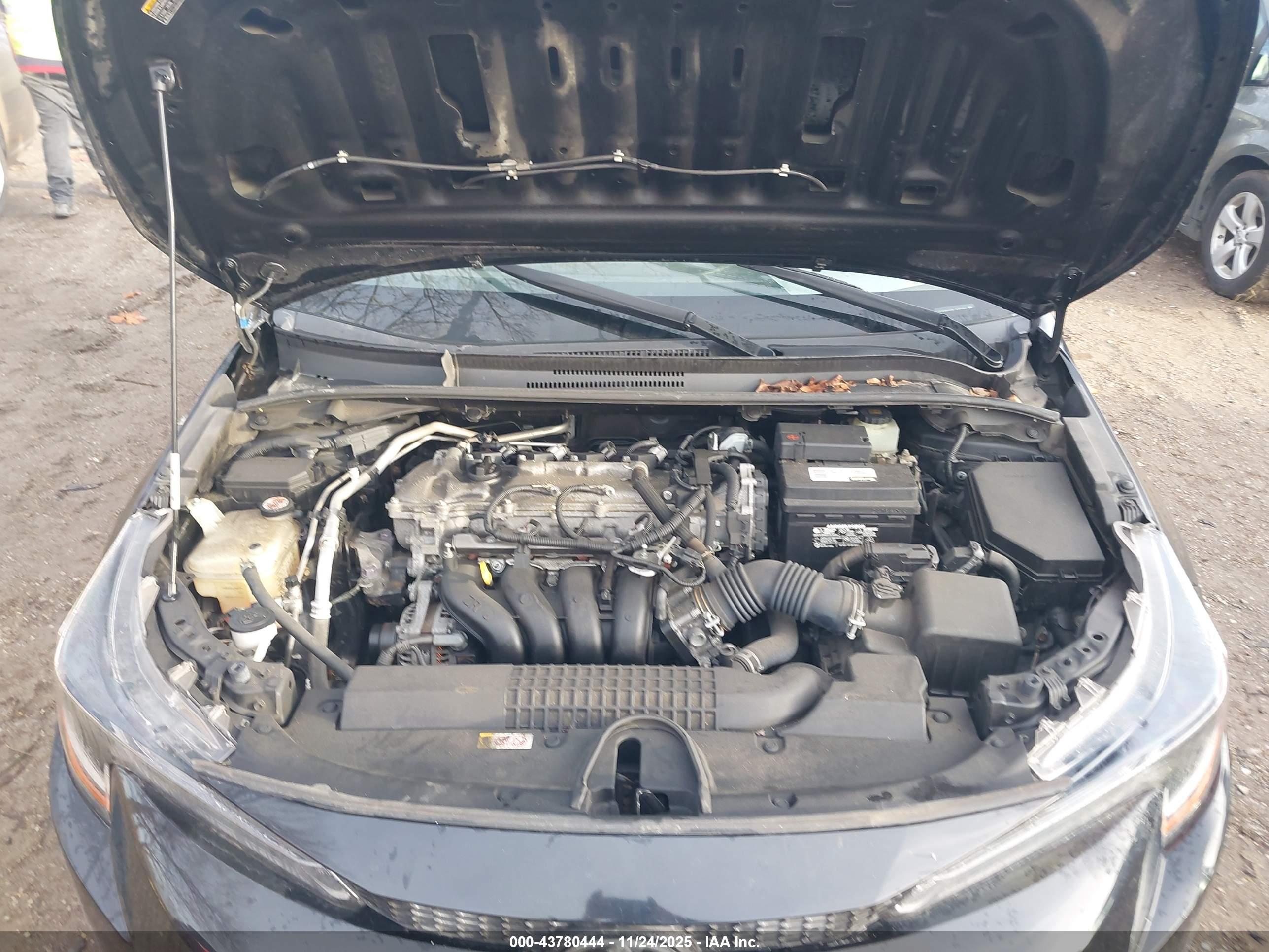 TOYOTA COROLLA image 10