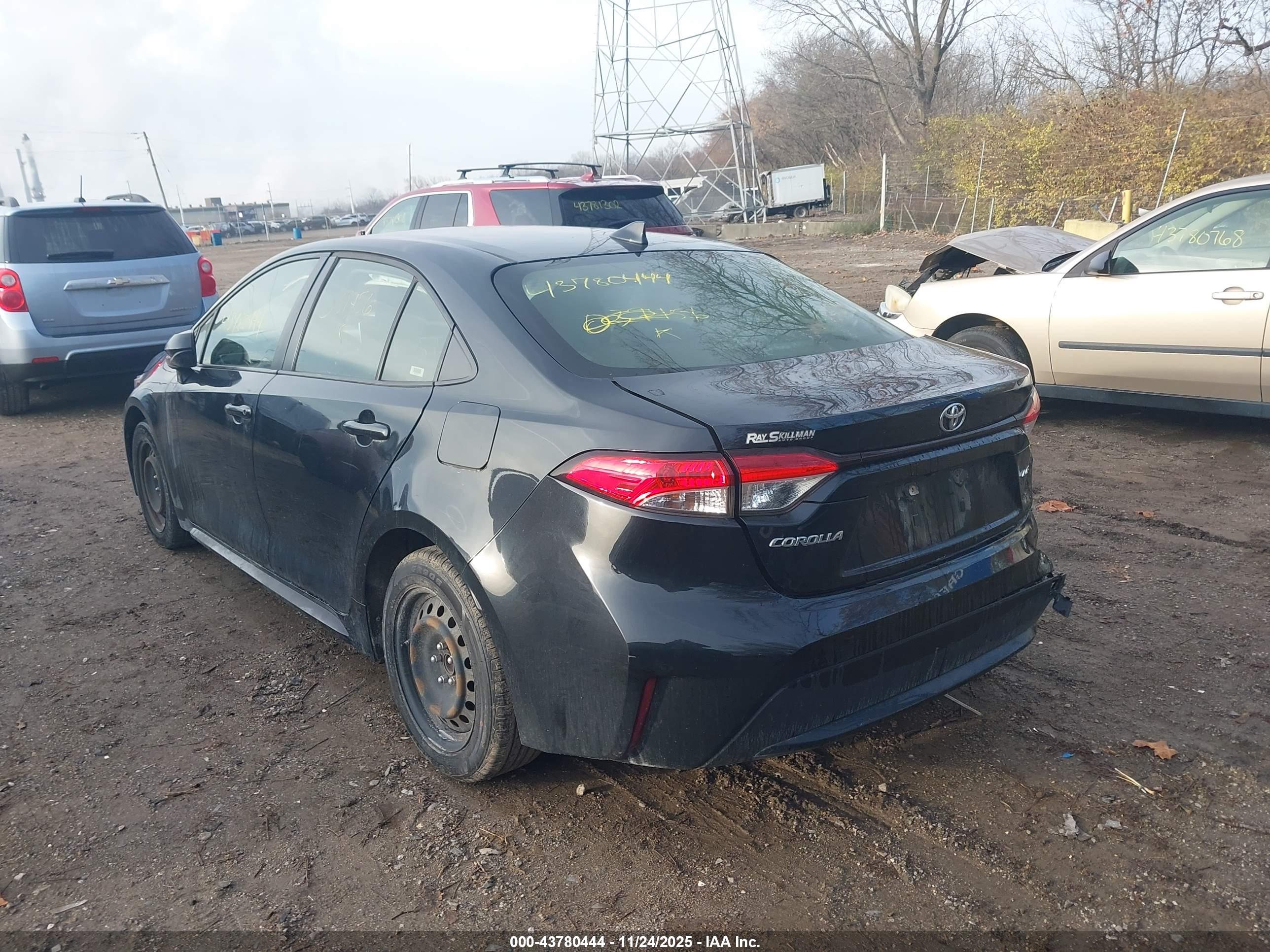 TOYOTA COROLLA image 3