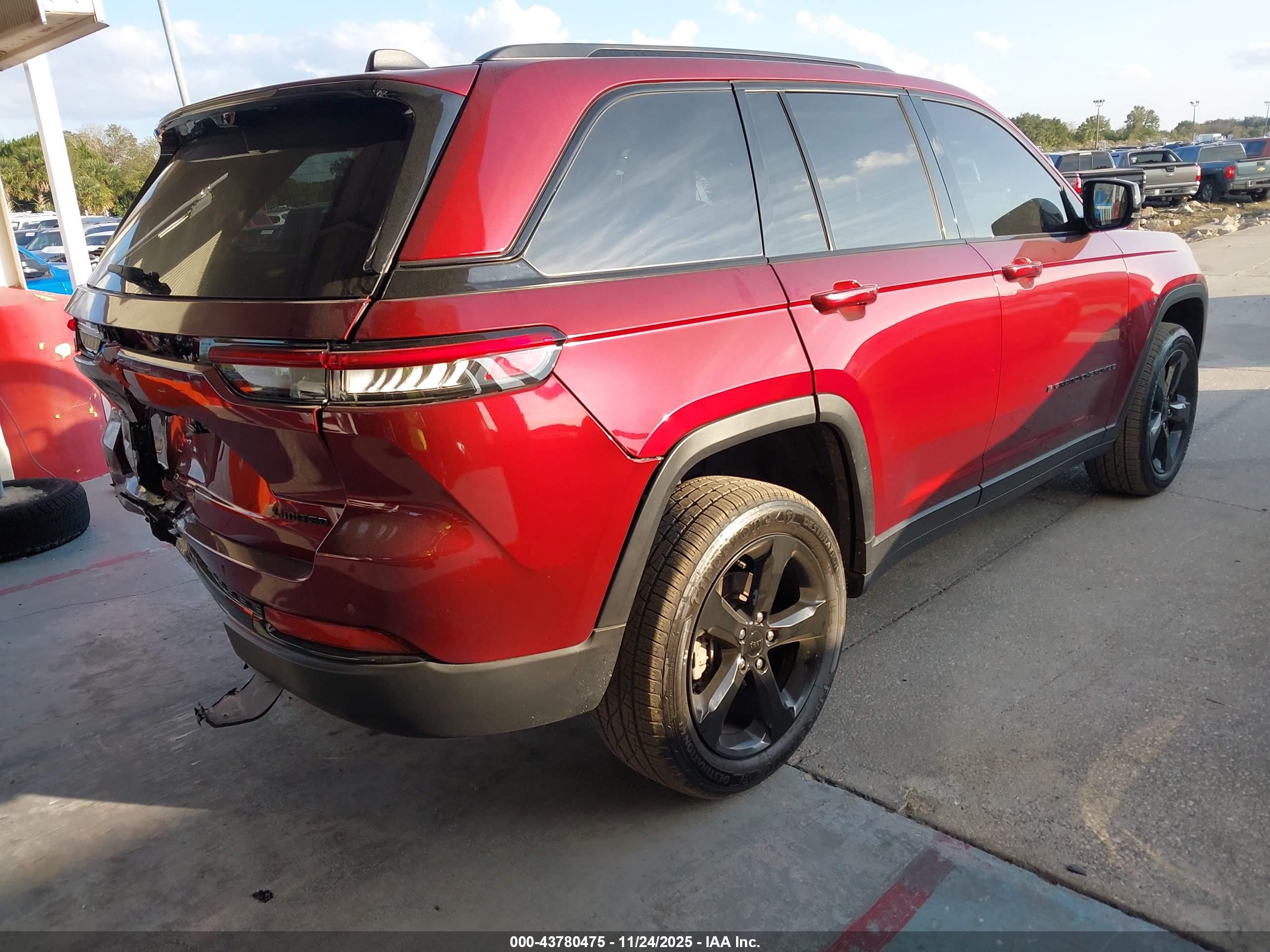 JEEP GRAND image 4