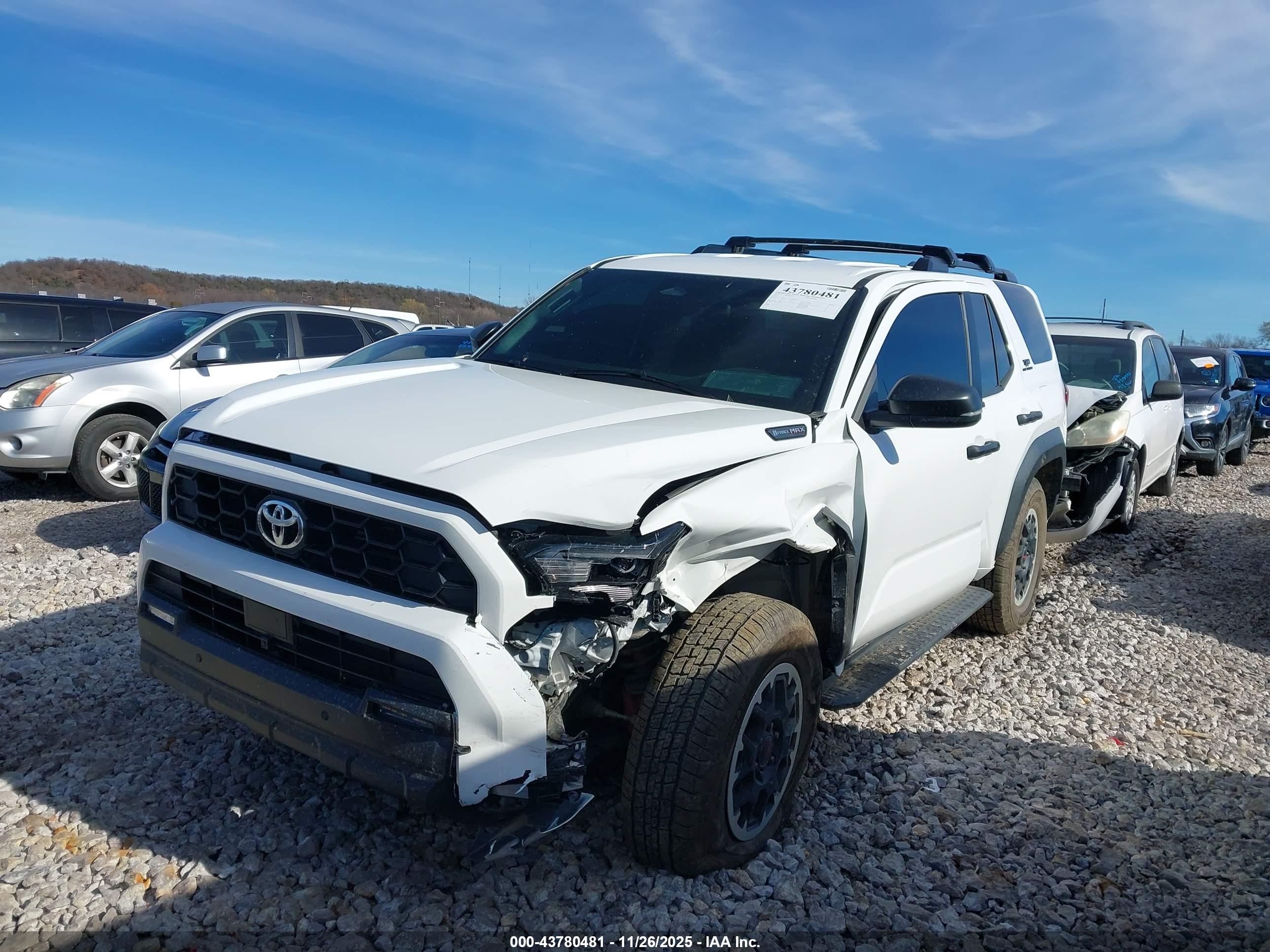 TOYOTA 4RUNNER image 6