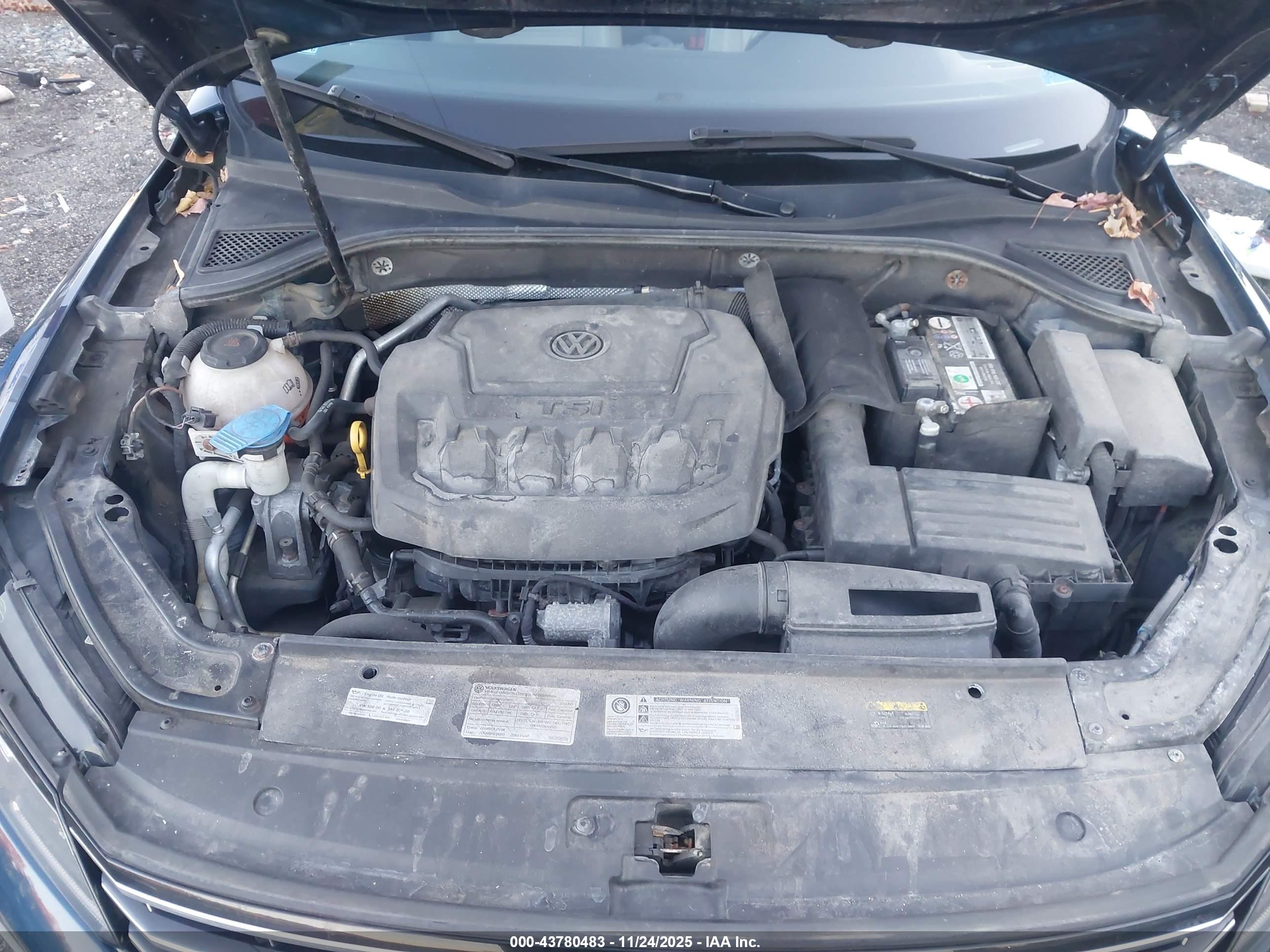 VOLKSWAGEN PASSAT image 10