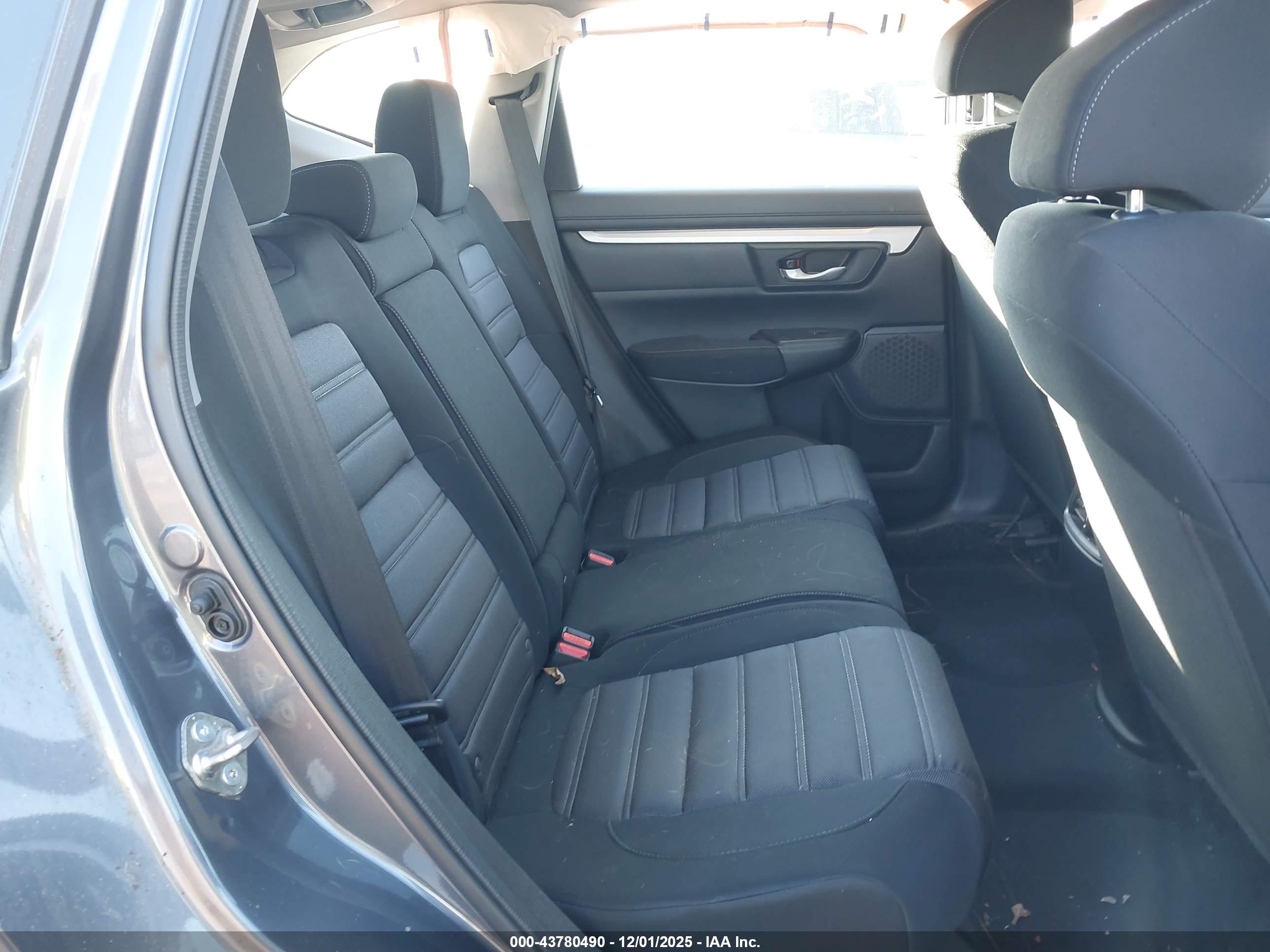 HONDA CR-V image 8