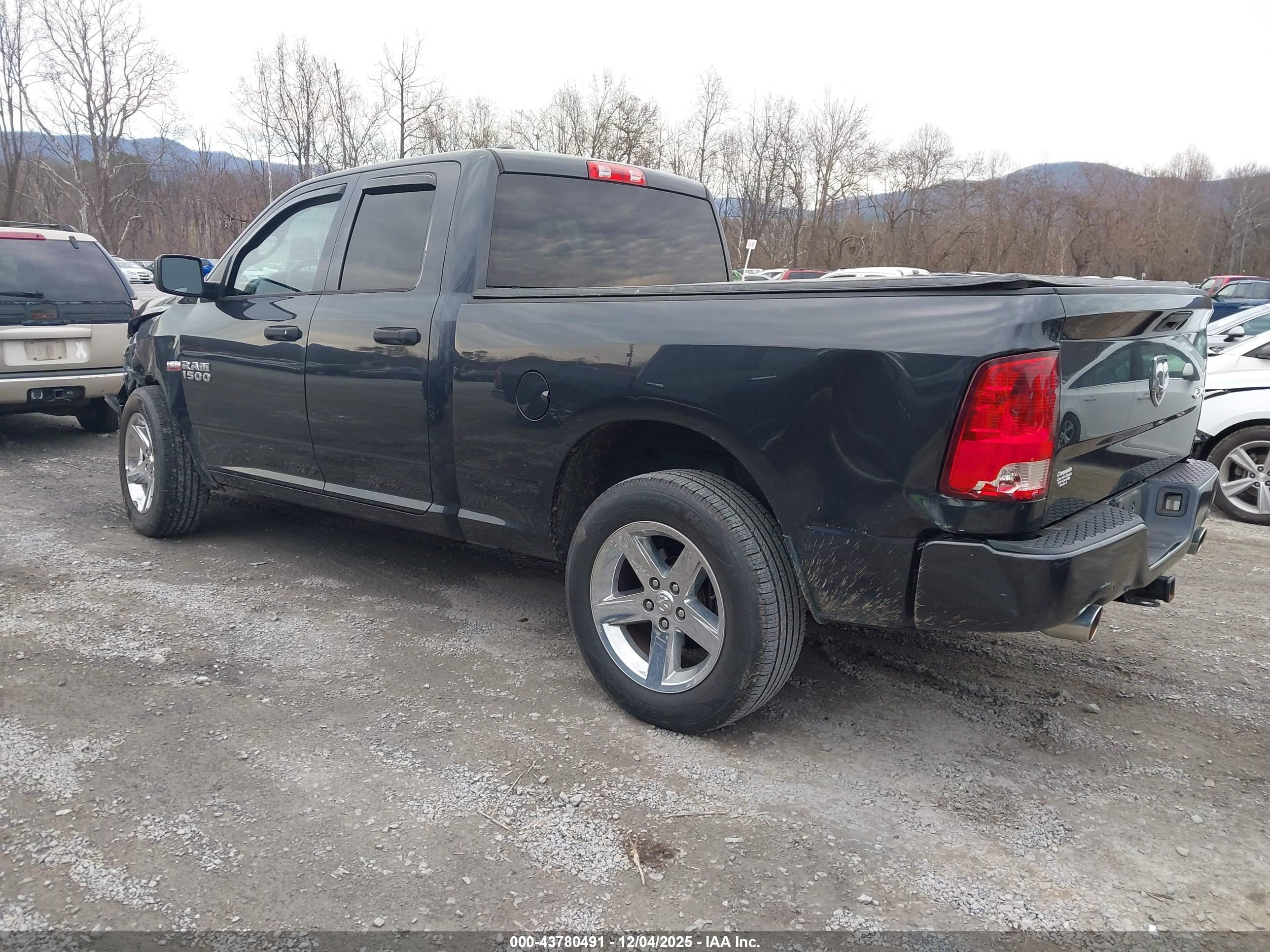 RAM 1500 image 3