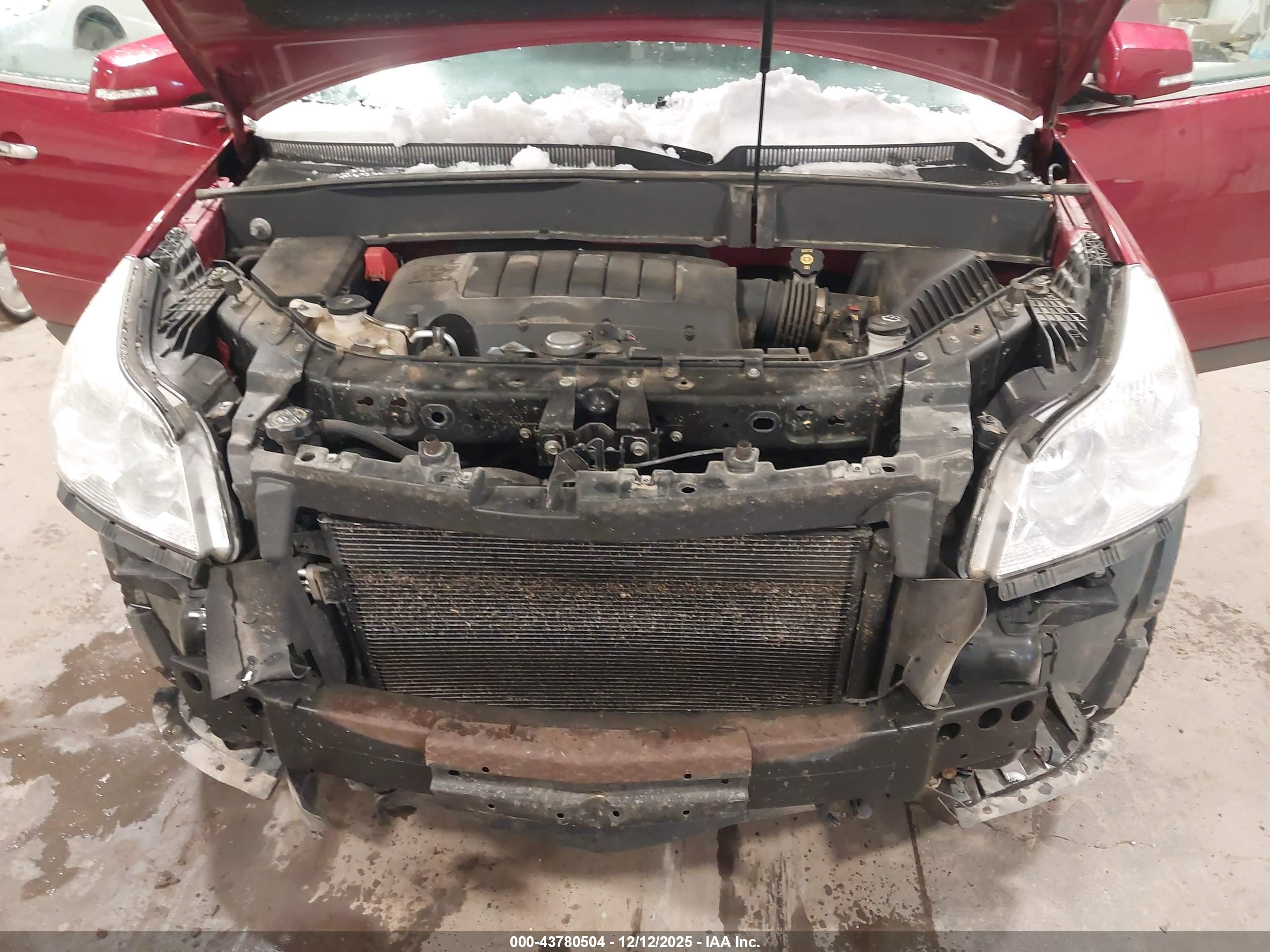 CHEVROLET TRAVERSE image 10