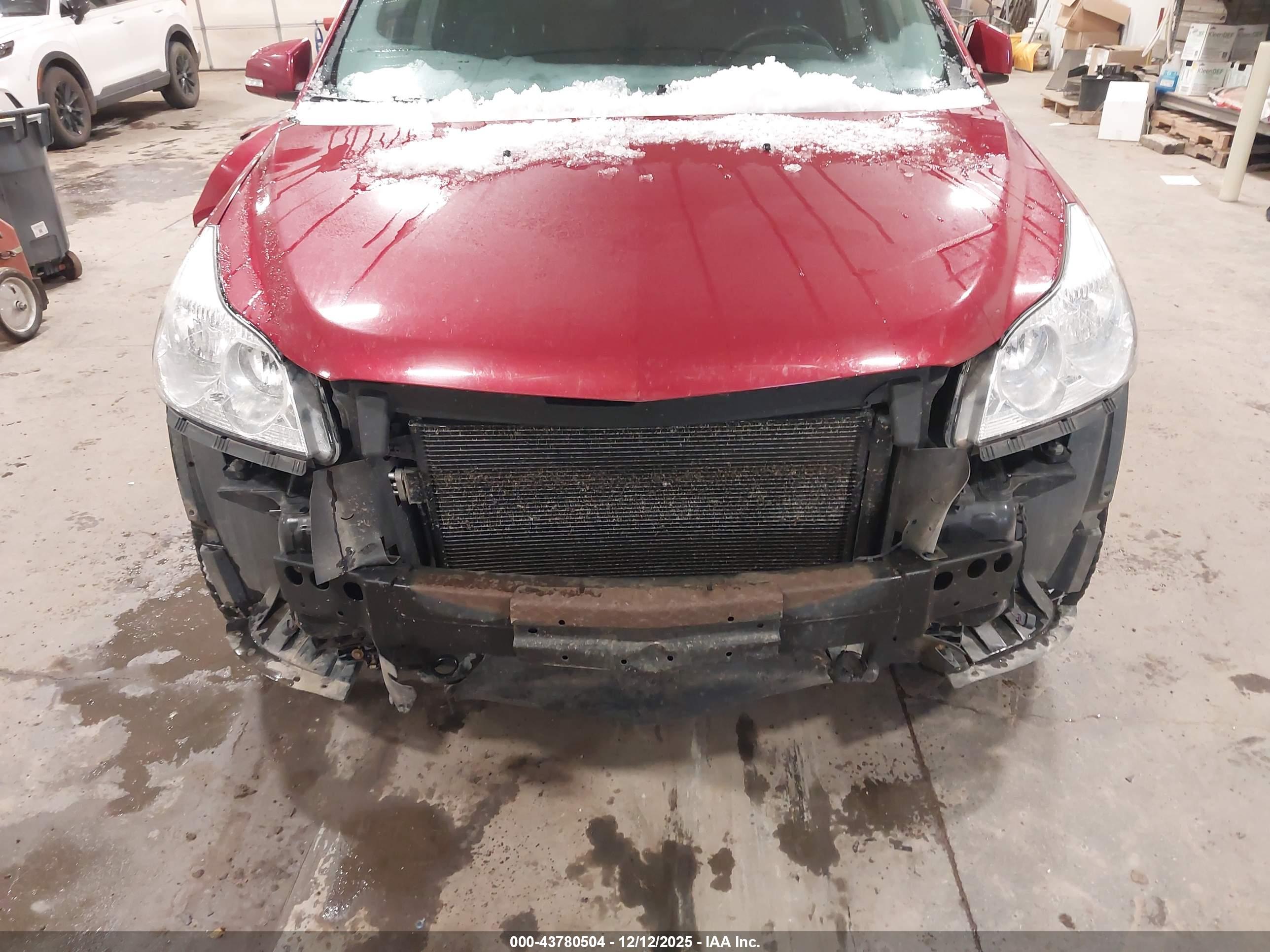 CHEVROLET TRAVERSE image 6